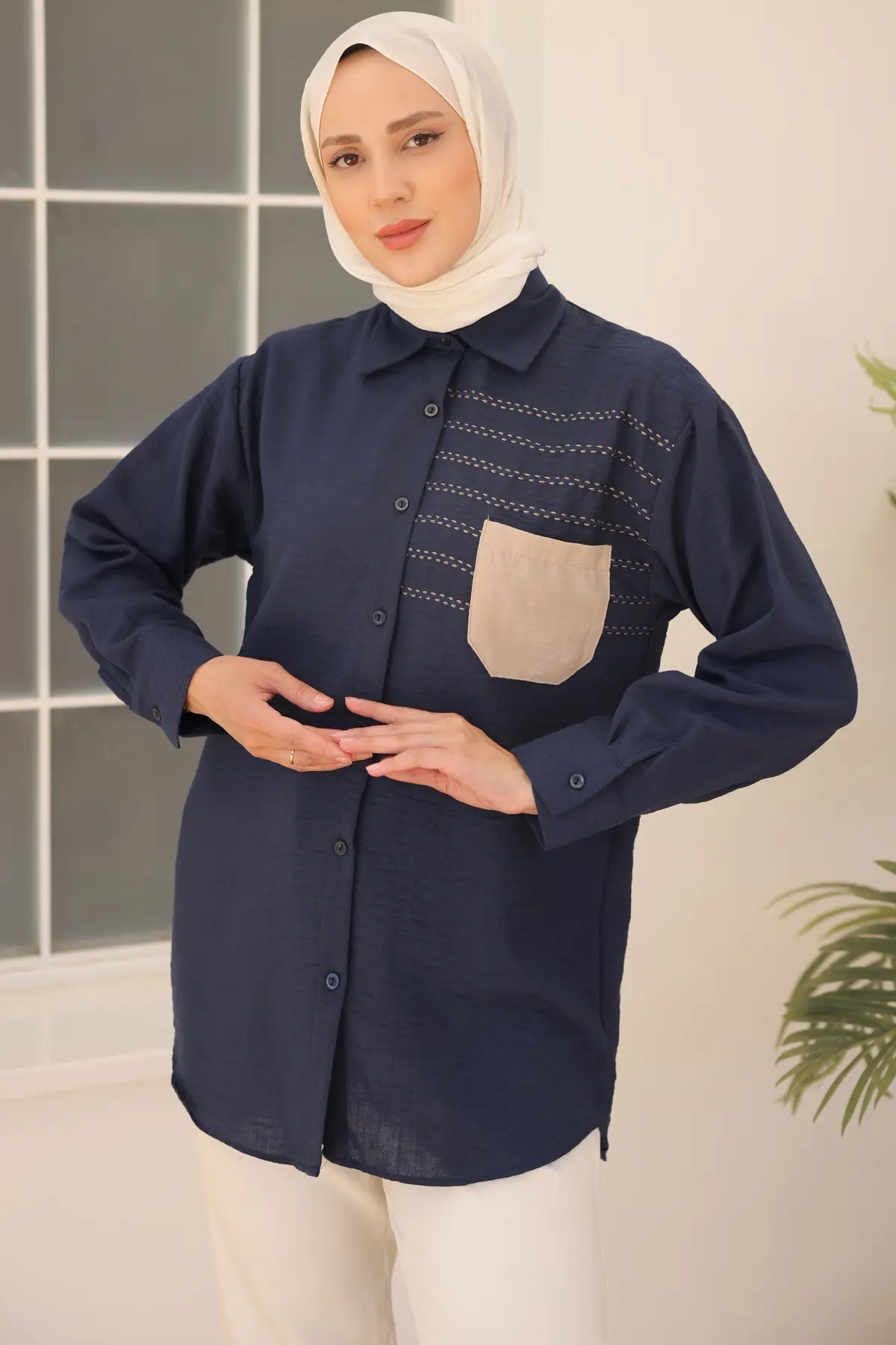 2061 Nakış Detaylı Cepli Gömlek Lacivert-detail