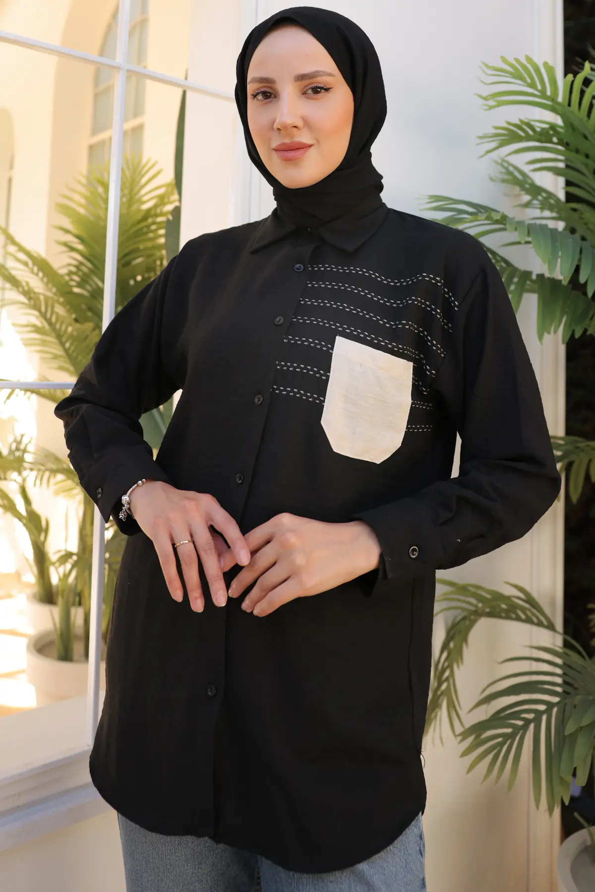 2061 Nakış Detaylı Cepli Gömlek Siyah-detail
