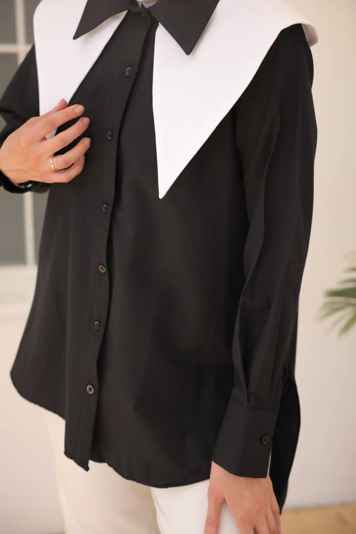 Double Collar Shirt-detail