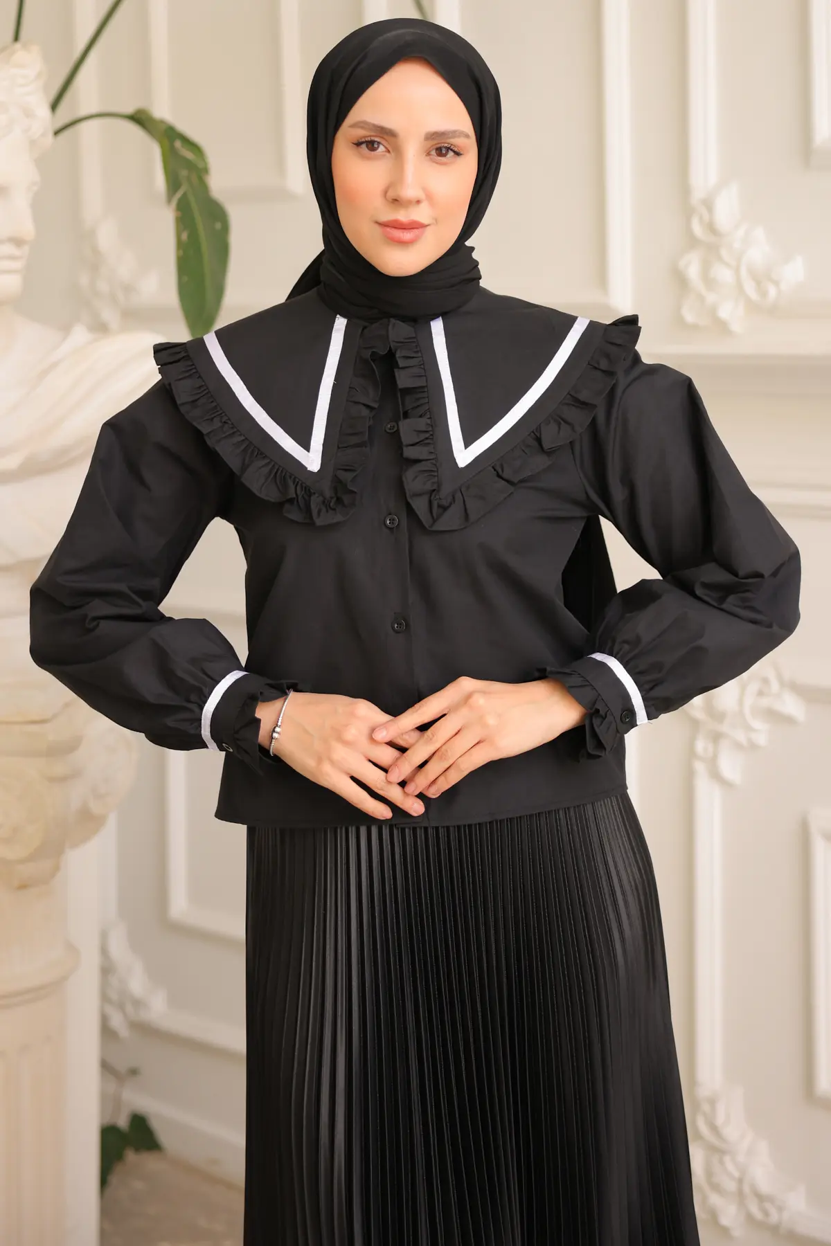 2066 Geniş Yaka Kısa Gömlek Siyah-detail