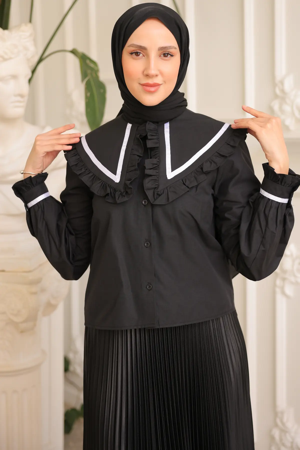 2066 Geniş Yaka Kısa Gömlek Siyah-detail