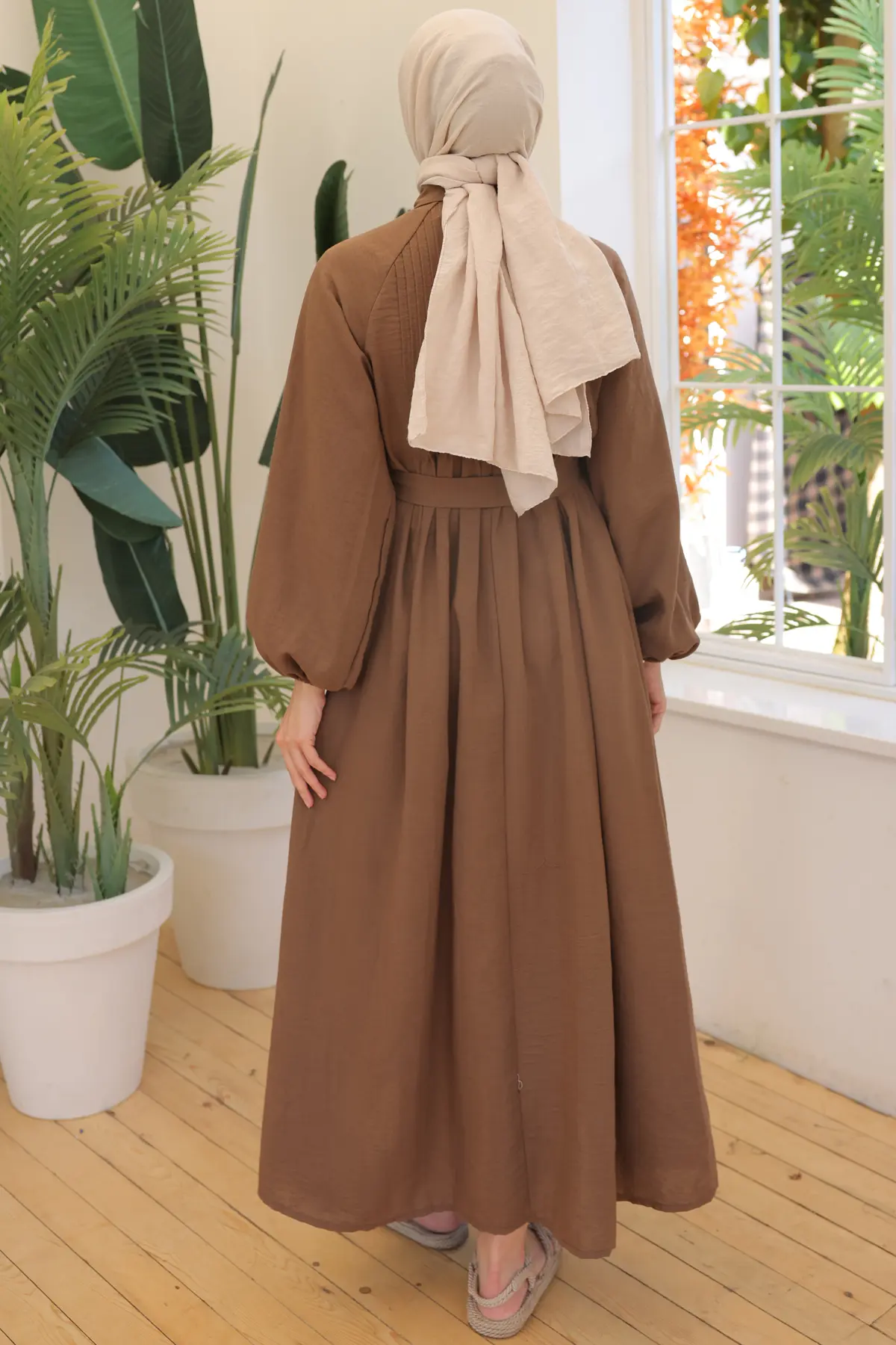 2073 Nervürlü Elbise Kahverengi-detail