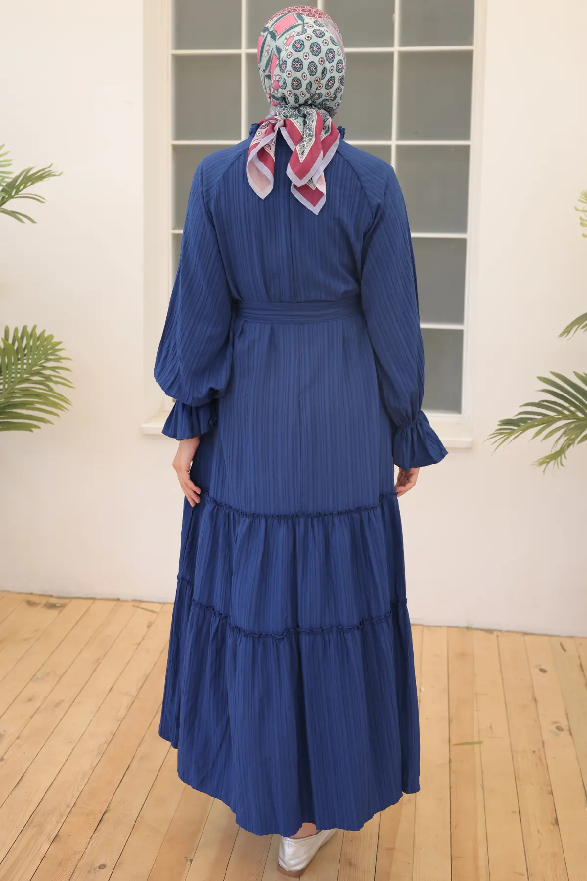 2084 Kuşaklı Fırfır Detaylı Elbise Lacivert-detail