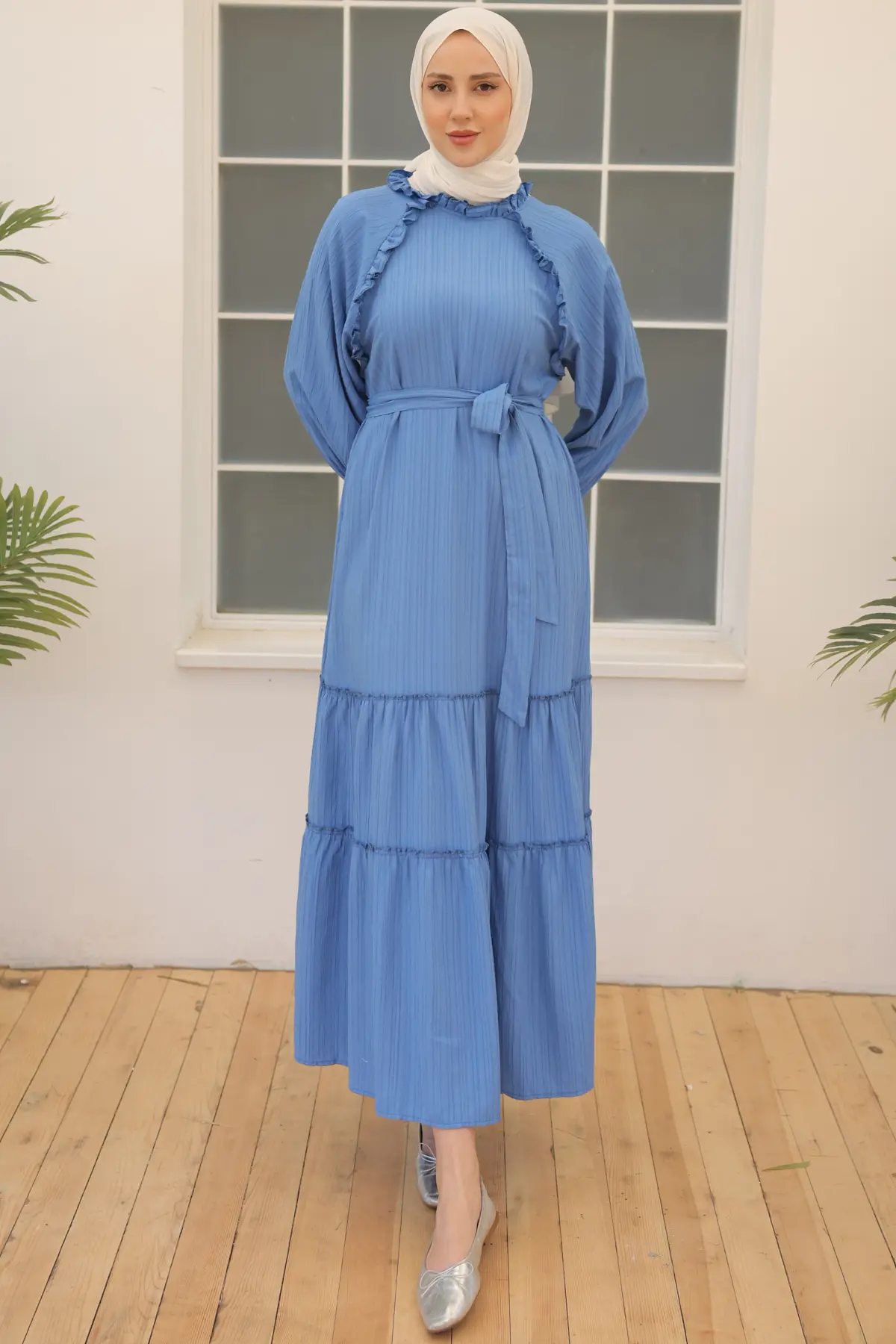 2084 Kuşaklı Fırfır Detaylı Elbise Mavi-detail