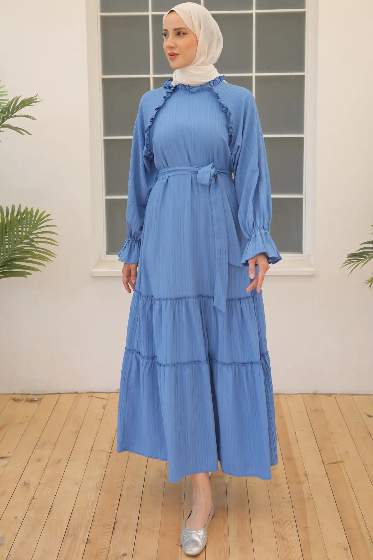 2084 Kuşaklı Fırfır Detaylı Elbise Mavi-detail