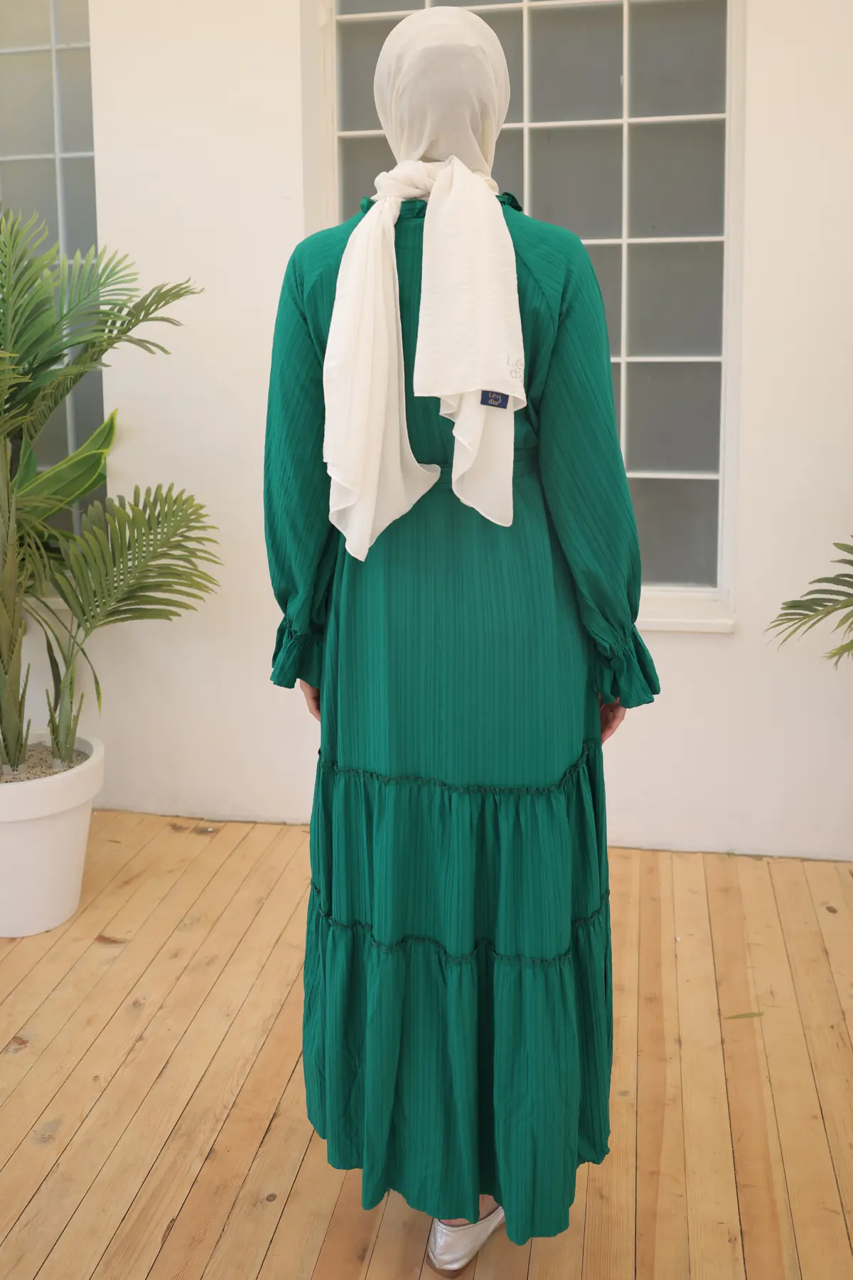 2084 Kuşaklı Fırfır Detaylı Elbise Zümrüt Yeşili-detail