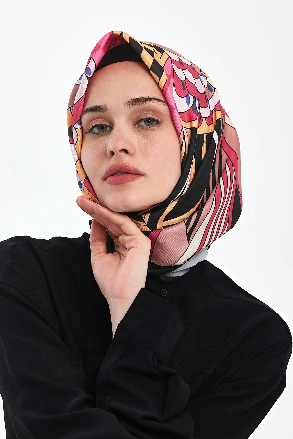 21 Desenli Eşarp Siyah-detail