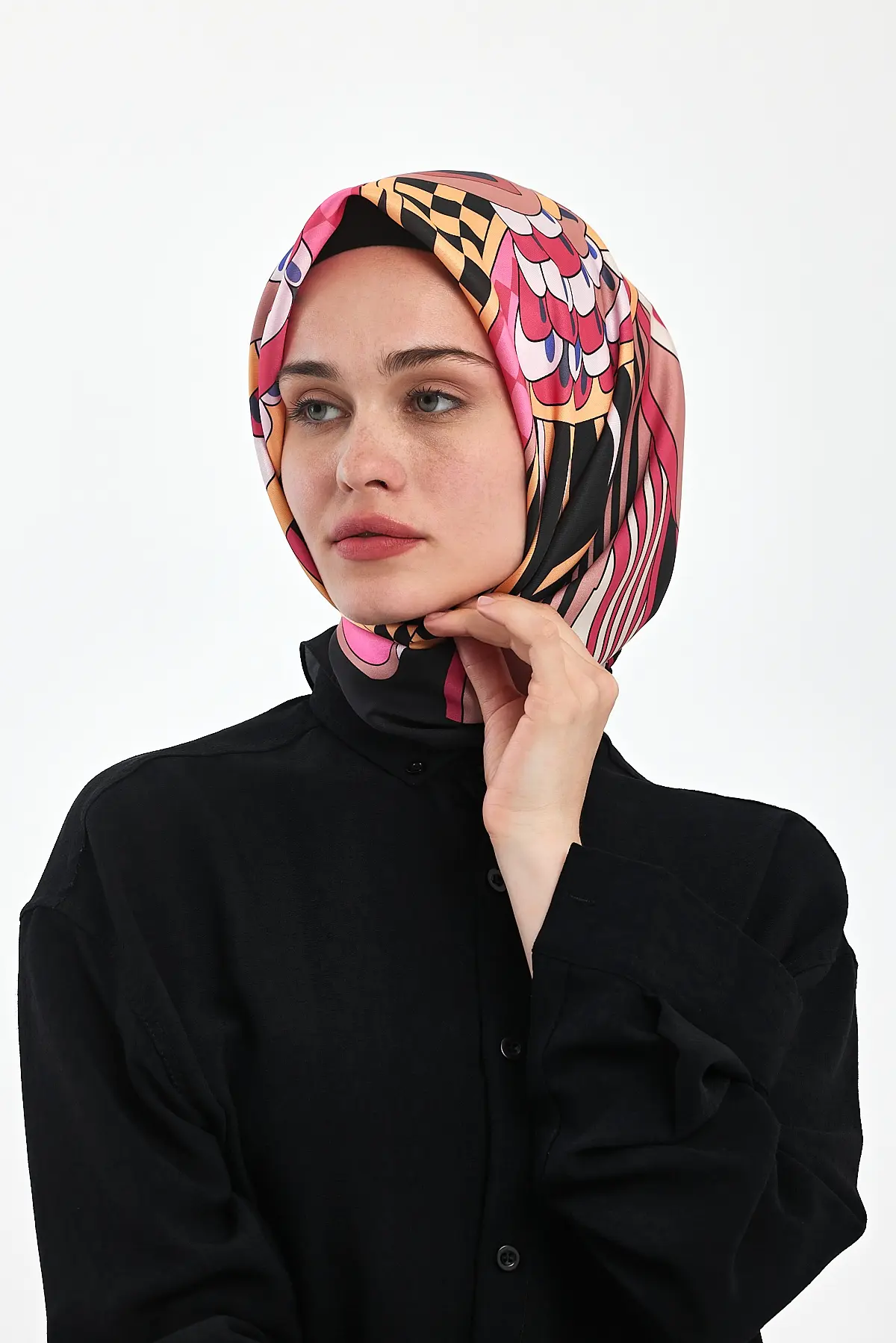 21 Desenli Eşarp Siyah-detail