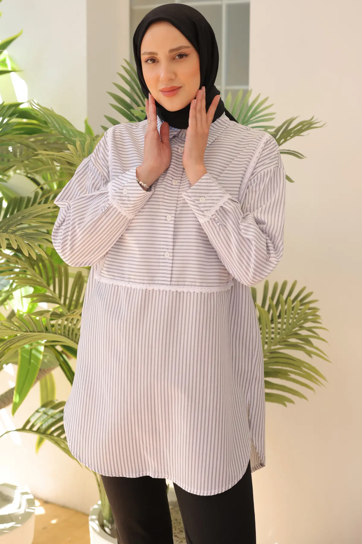 2101 Dantel Detaylı Çizgili Salaş Gömlek Beyaz-detail