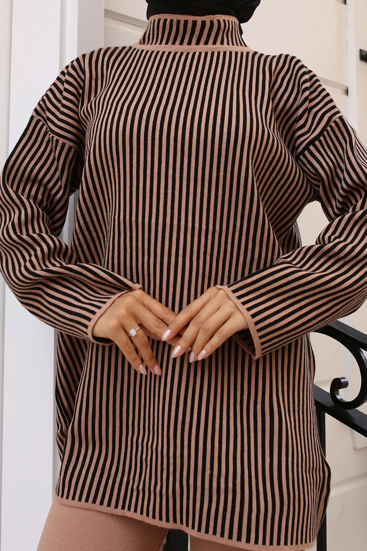 Vertical Striped Knitwear Set-detail