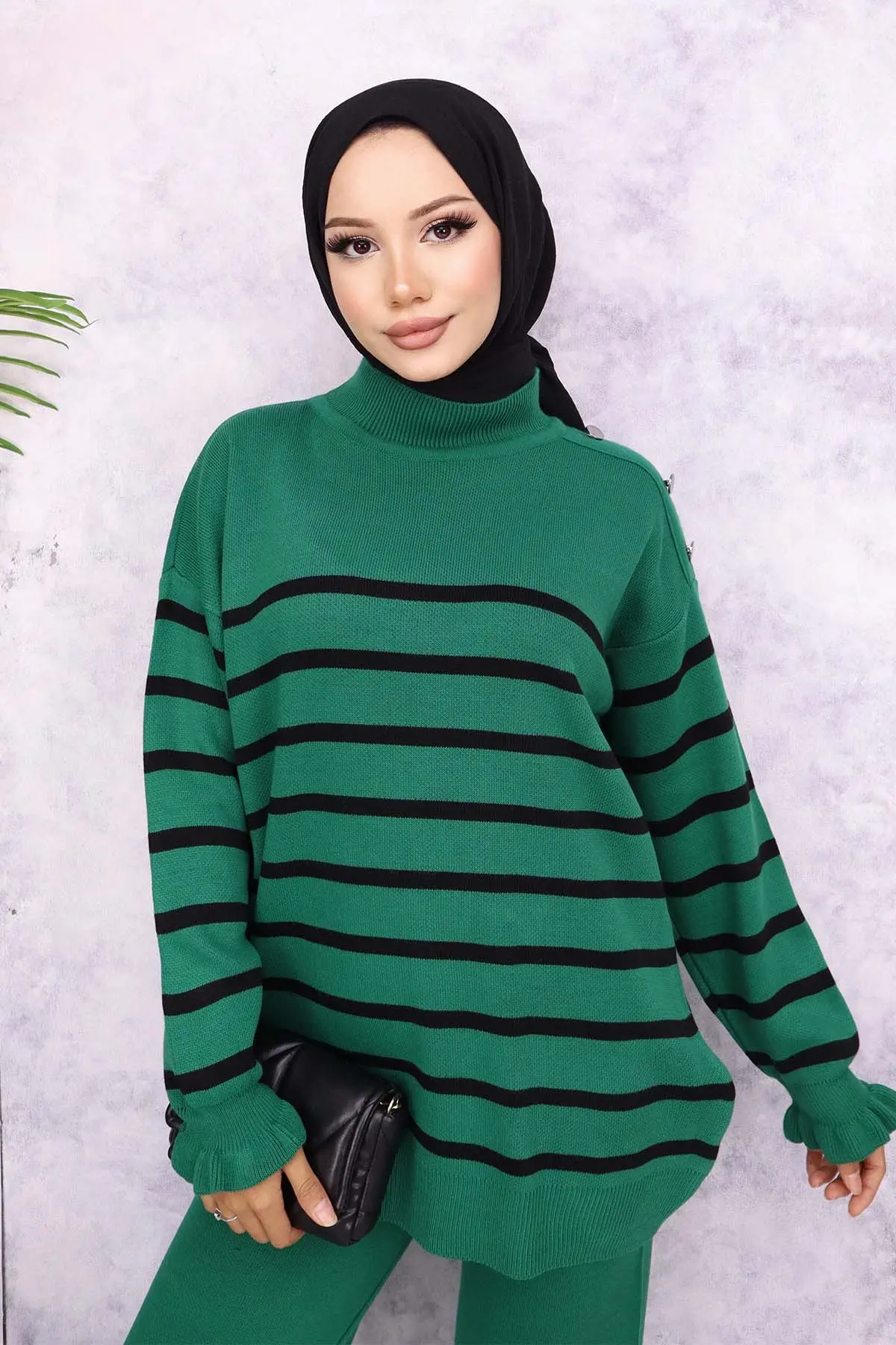24019 Omuzu Düğmeli Çizgili Triko Takım Zümrüt Yeşili-detail