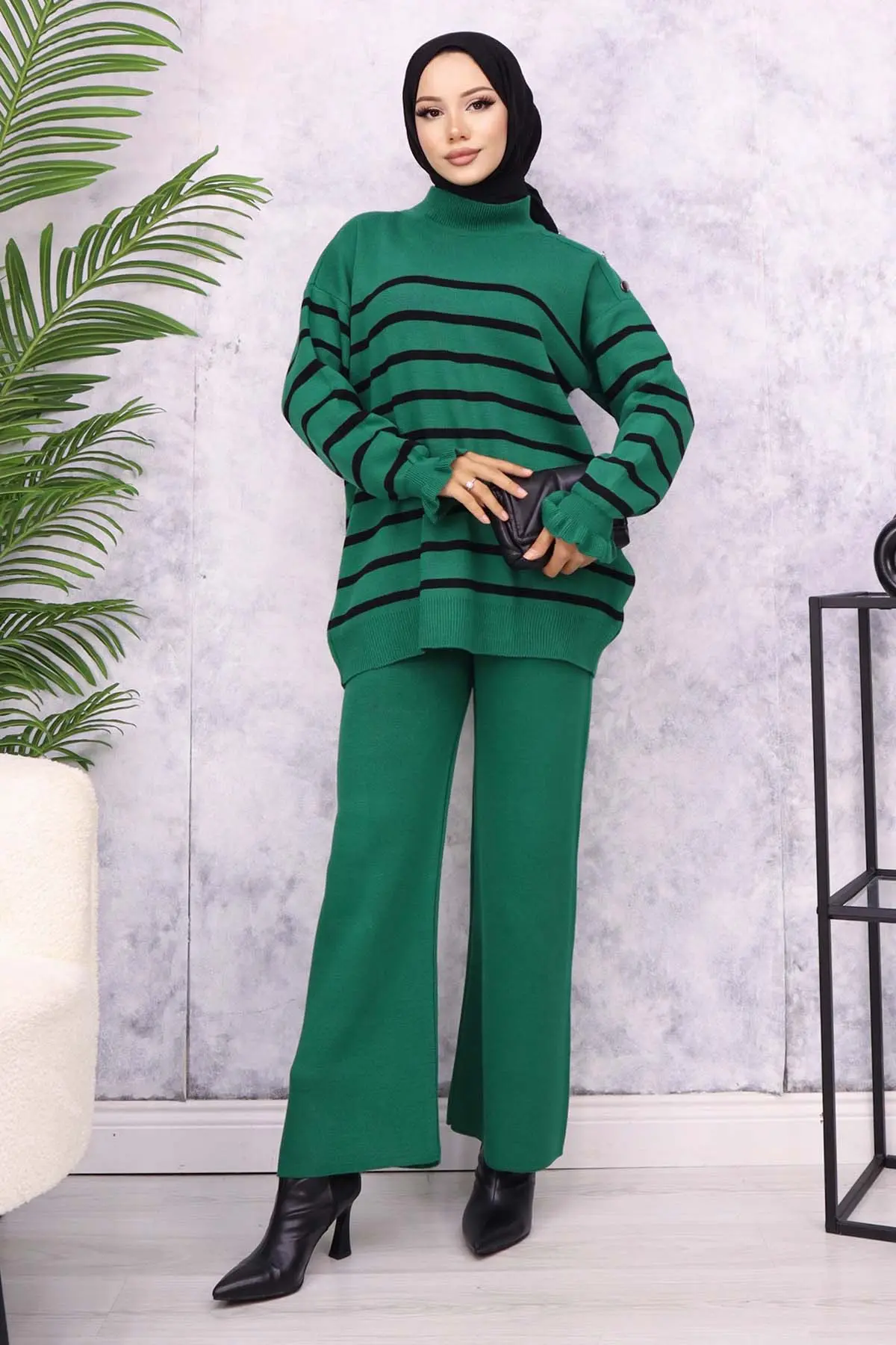 24019 Omuzu Düğmeli Çizgili Triko Takım Zümrüt Yeşili-detail