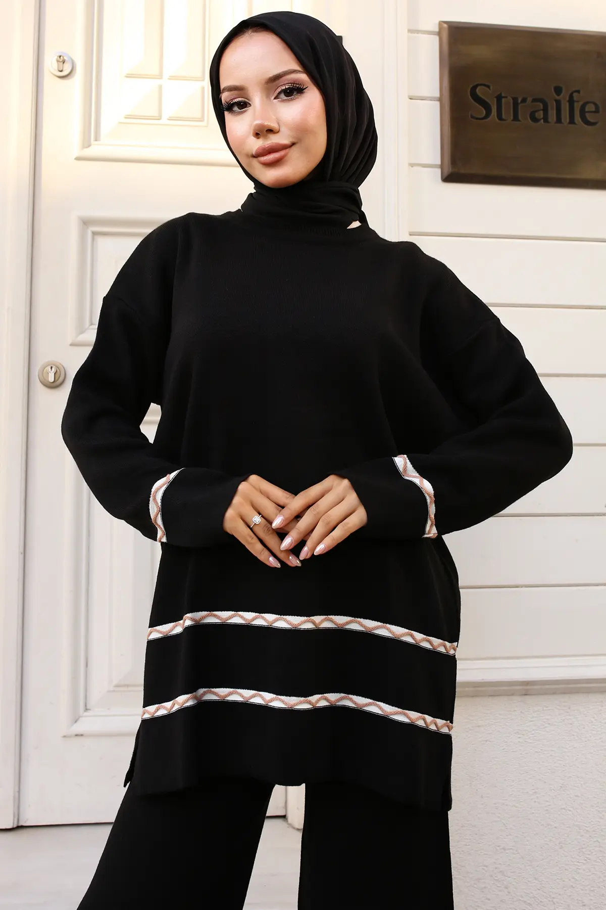 Knitwear Set With Stitching Details-detail