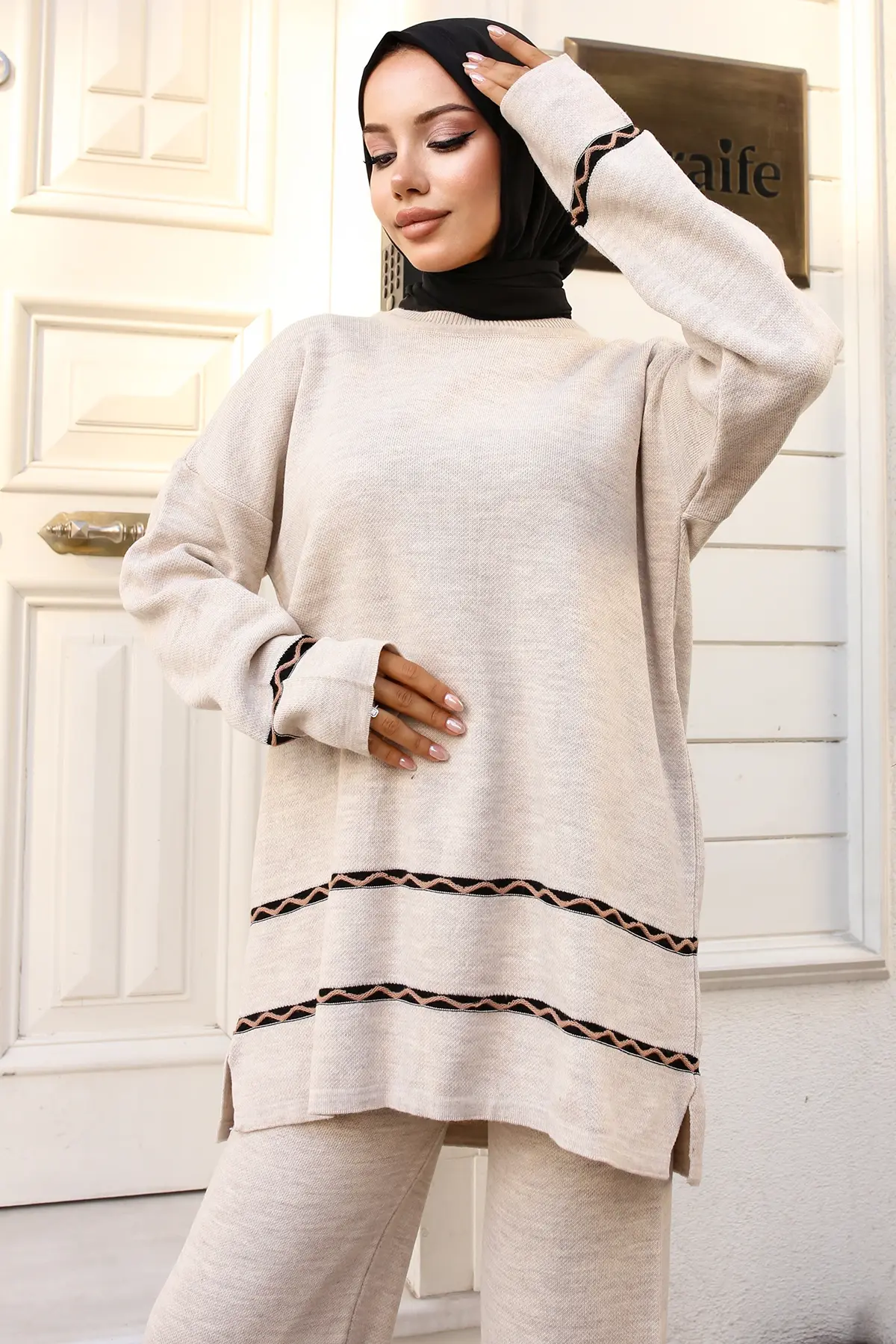 Knitwear Set With Stitching Details-detail