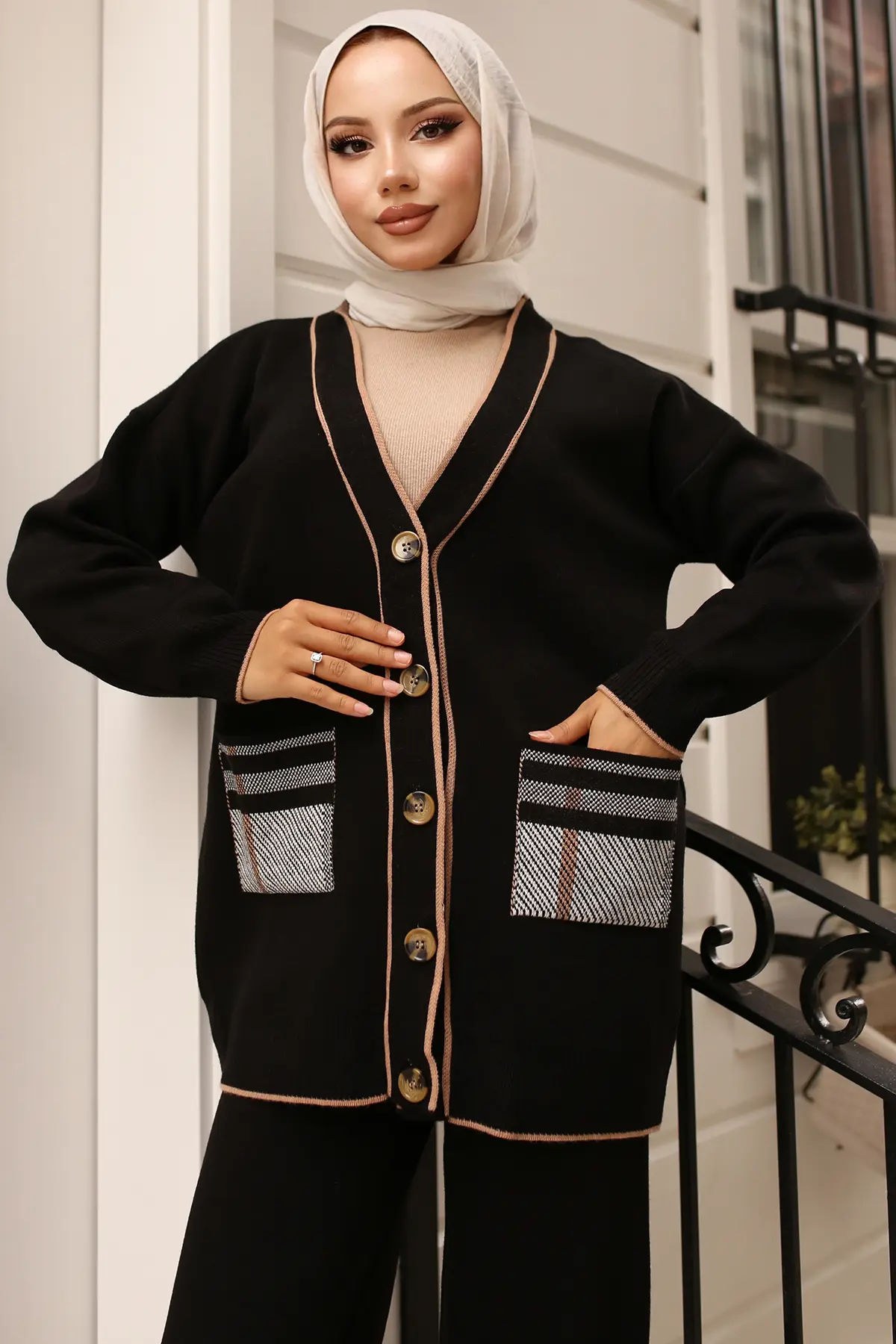 24116 Cepli Hırkalı Triko Takım Siyah-detail