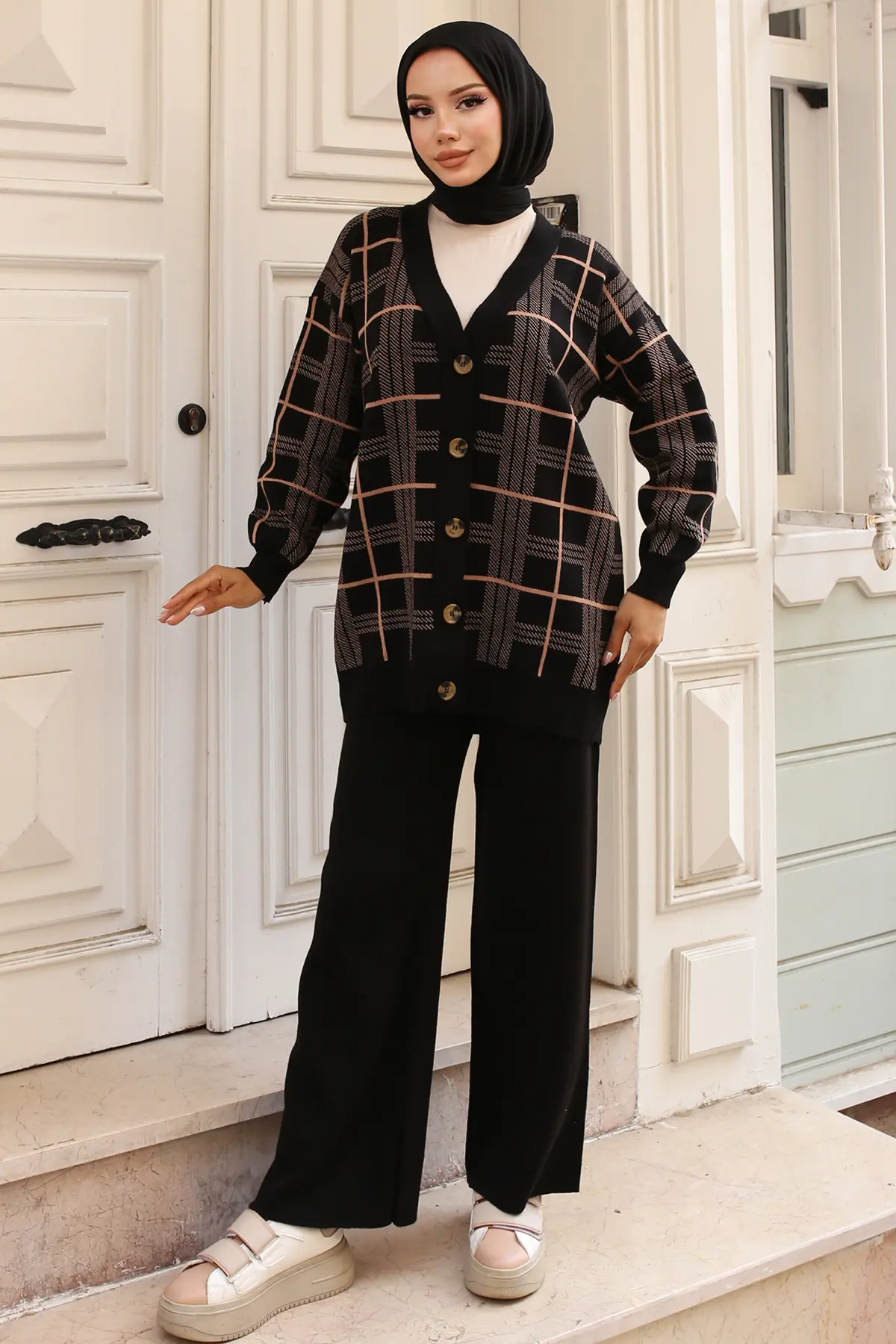 Knitted Cardigan Set-detail