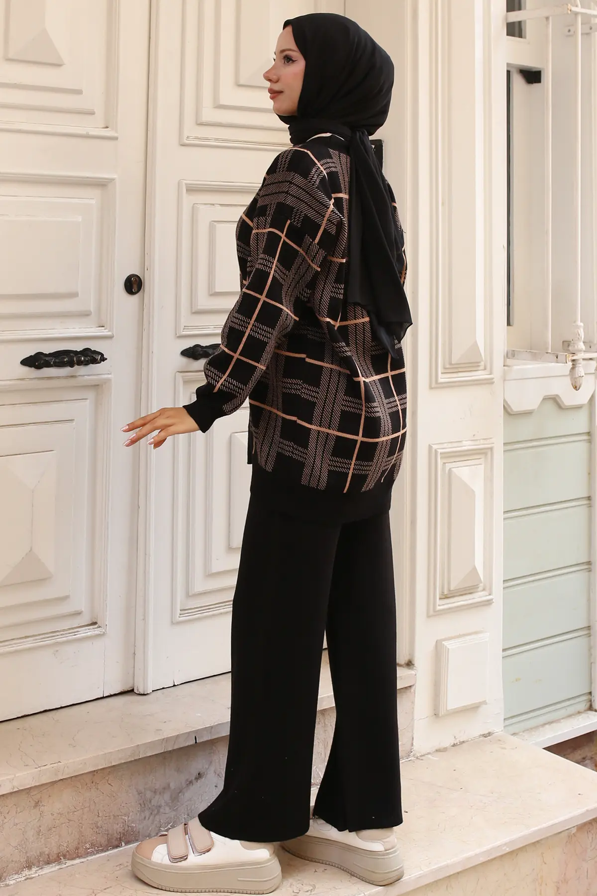 Knitted Cardigan Set-detail