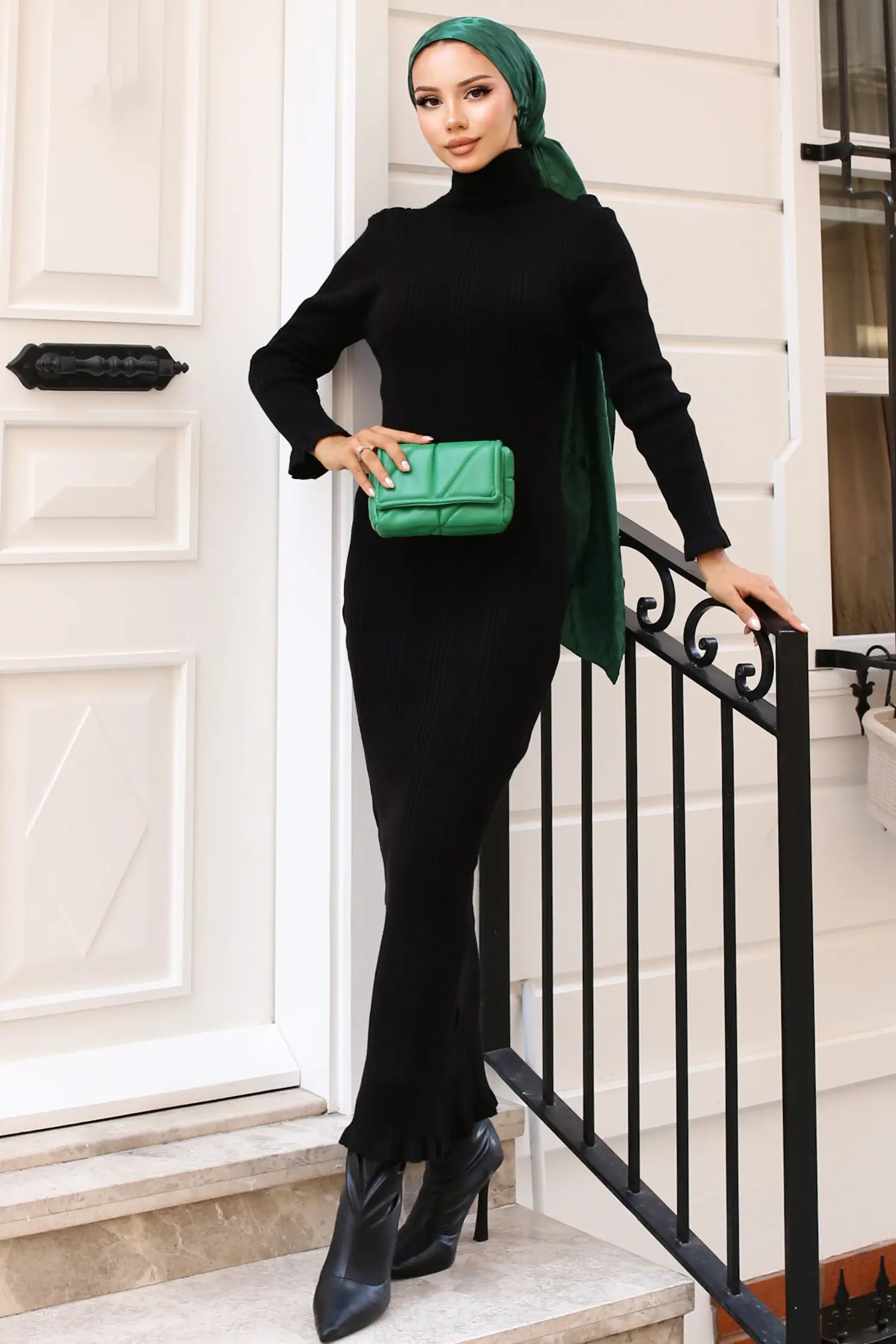 Half Neck Ribbed Knitted Dress-detail