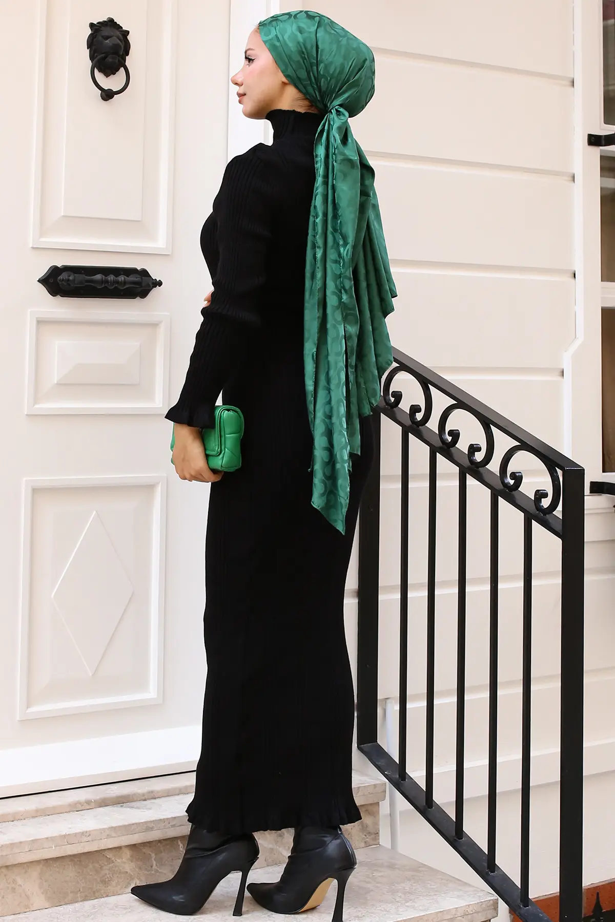 Half Neck Ribbed Knitted Dress-detail