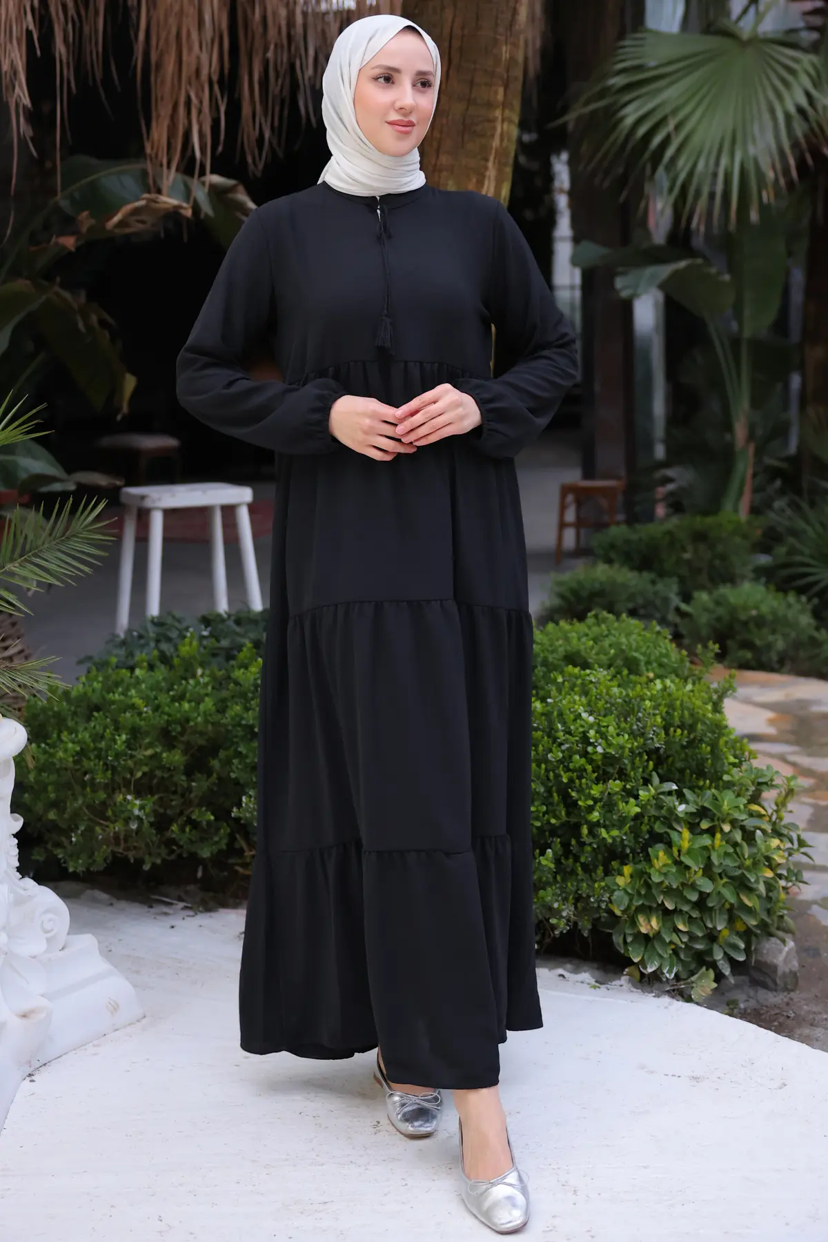 2437 Uzun Tesettür Elbise Siyah-detail