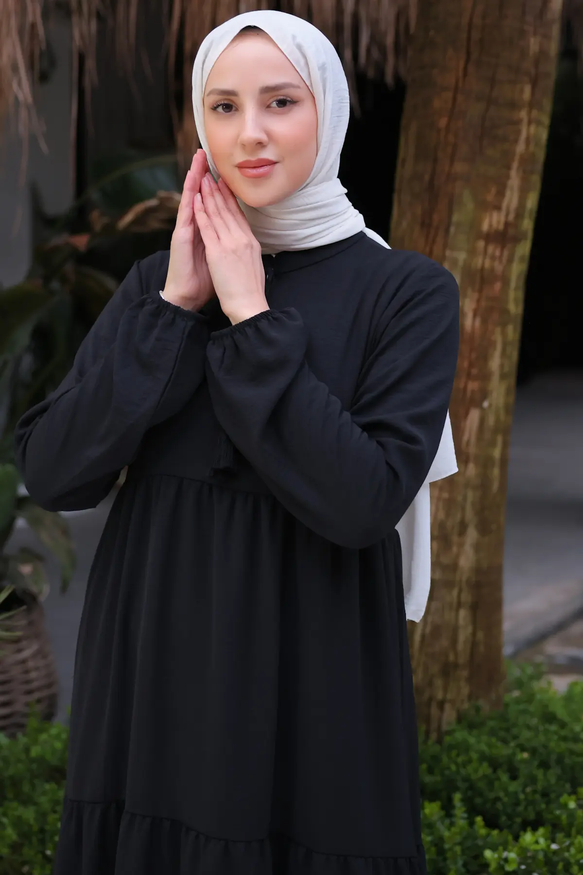 2437 Uzun Tesettür Elbise Siyah-detail