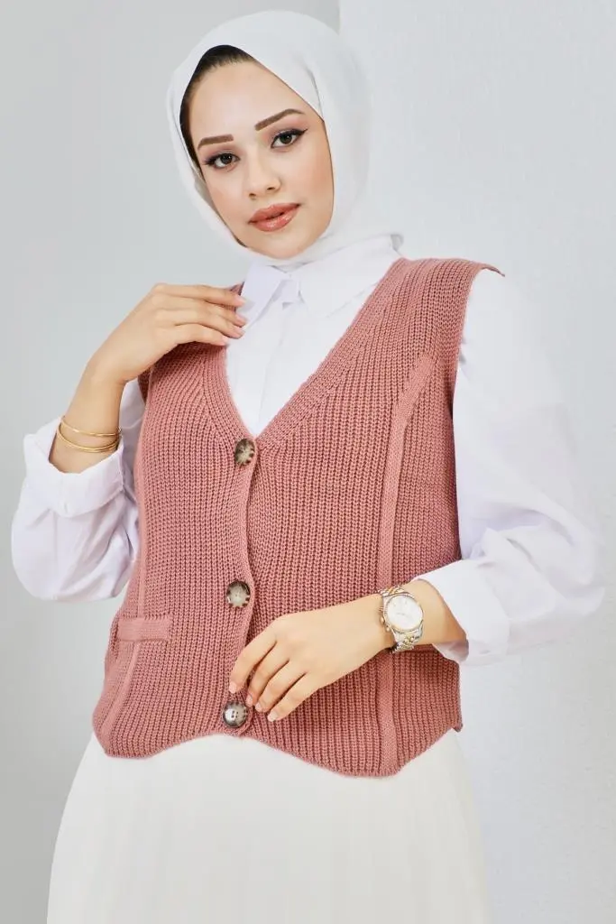 Button Detailed Short Sweater-detail