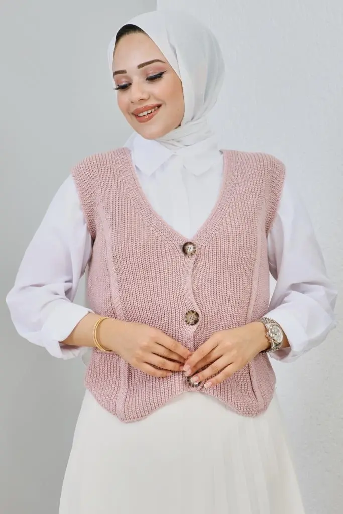 Button Detailed Short Sweater-detail