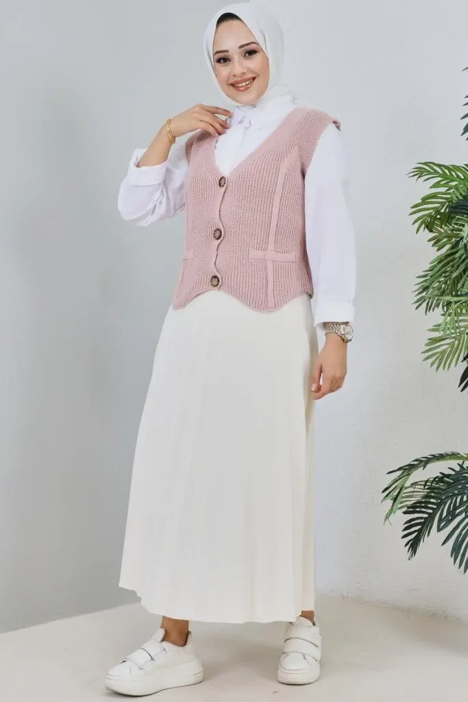 Button Detailed Short Sweater-detail