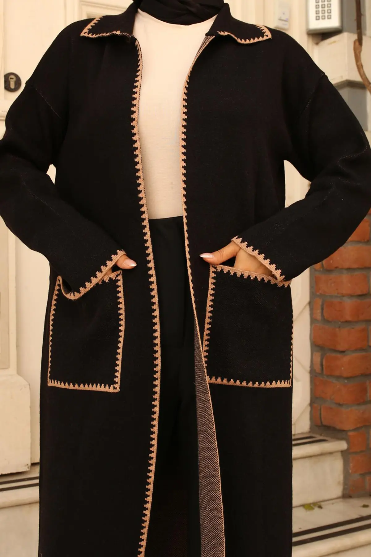 24405 Zikzak Detaylı Uzun Cepli Triko Hırka Siyah-detail