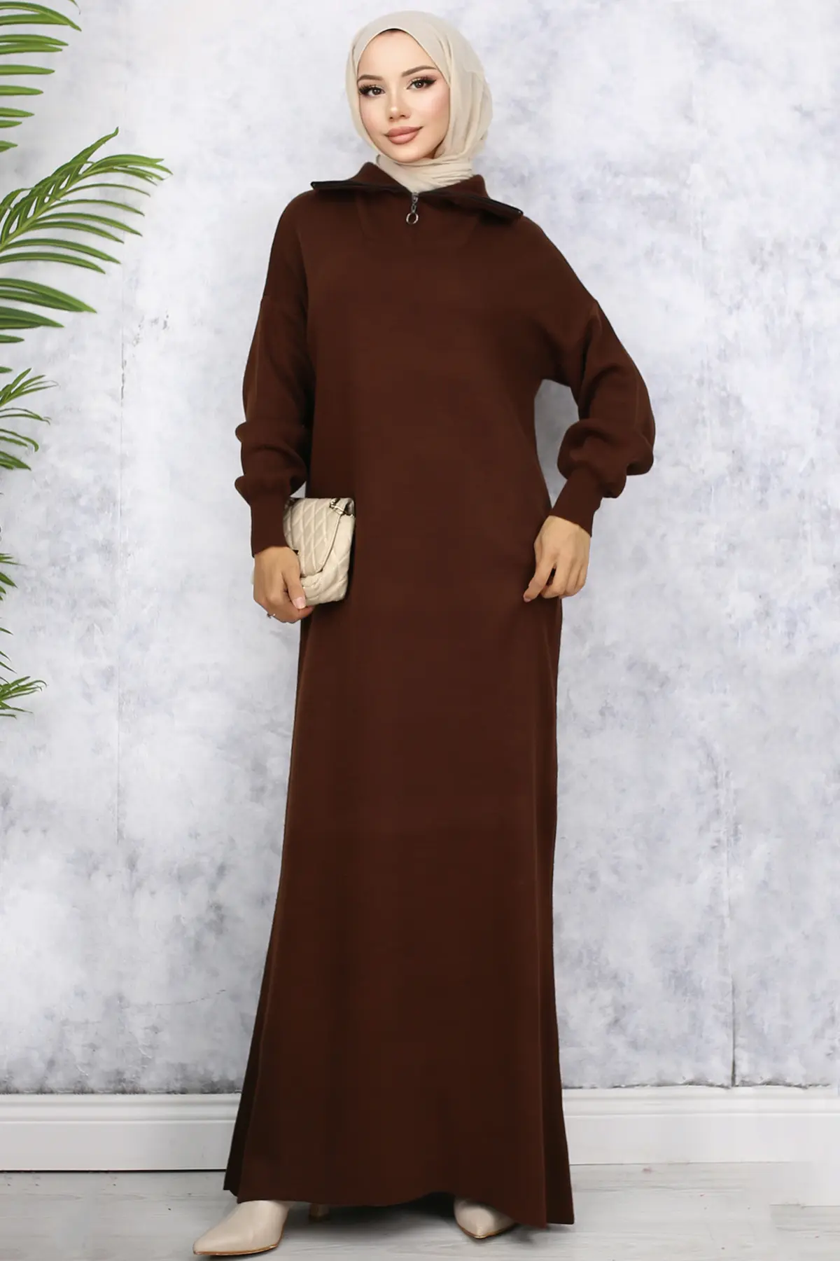 2441 Yakası Fermuarlı Triko Elbise Kahverengi-detail