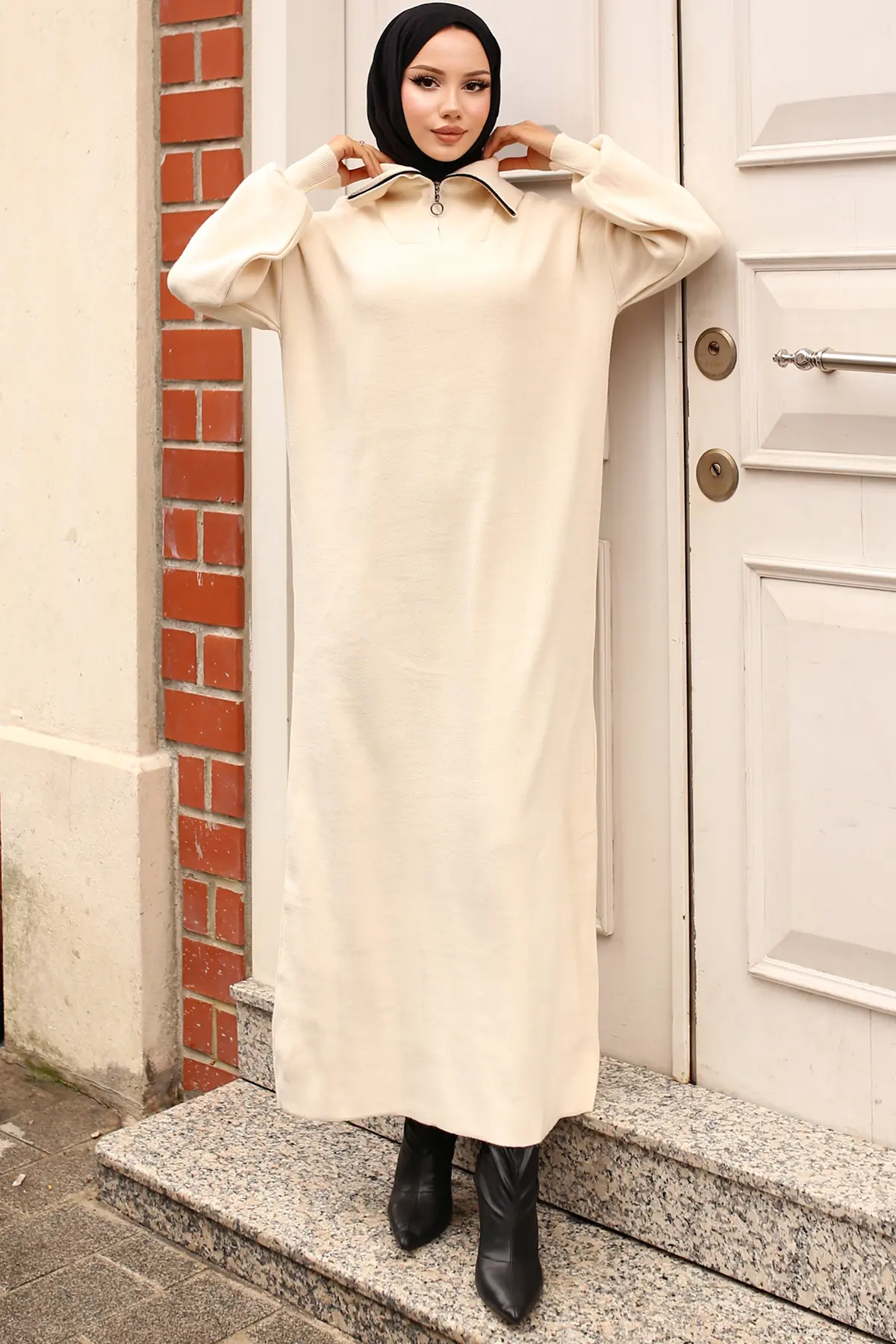 2441 Yakası Fermuarlı Triko Elbise Taş Rengi-detail