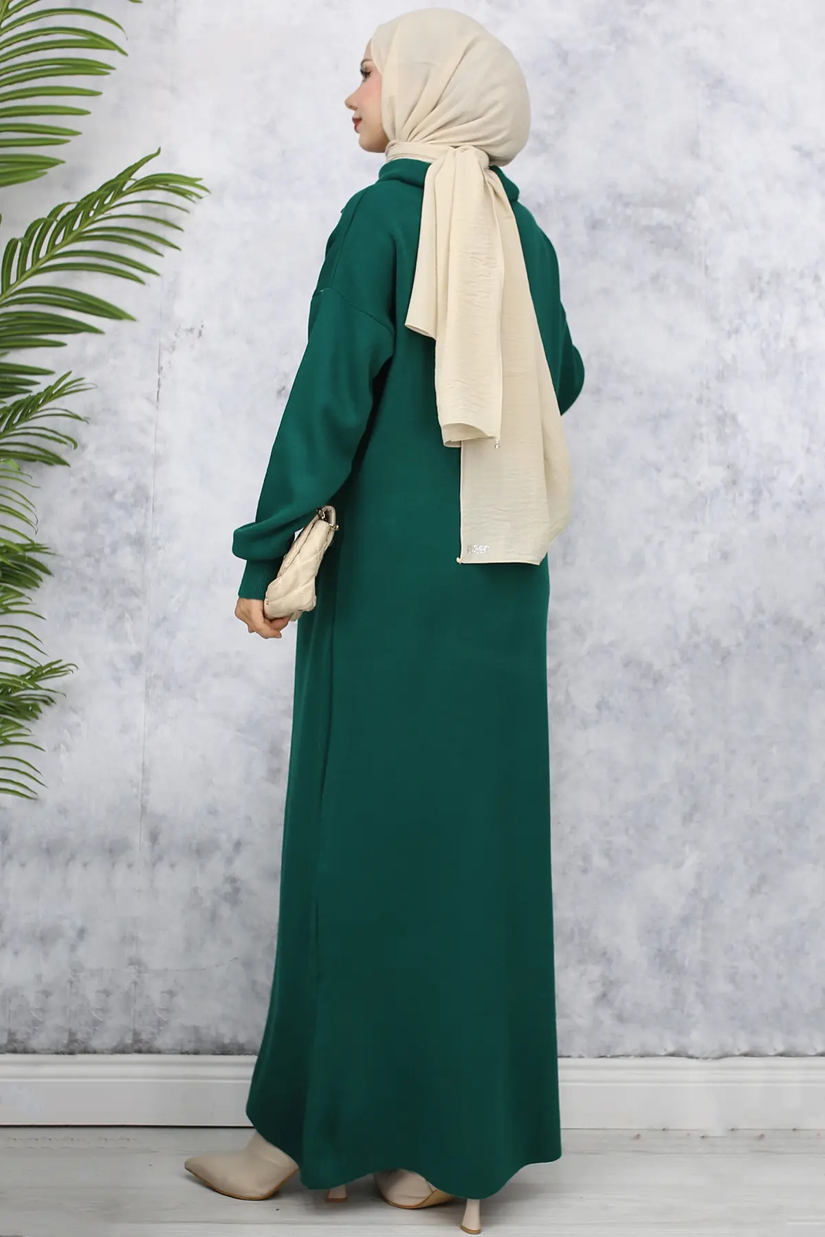 2441 Yakası Fermuarlı Triko Elbise Zümrüt Yeşili-detail