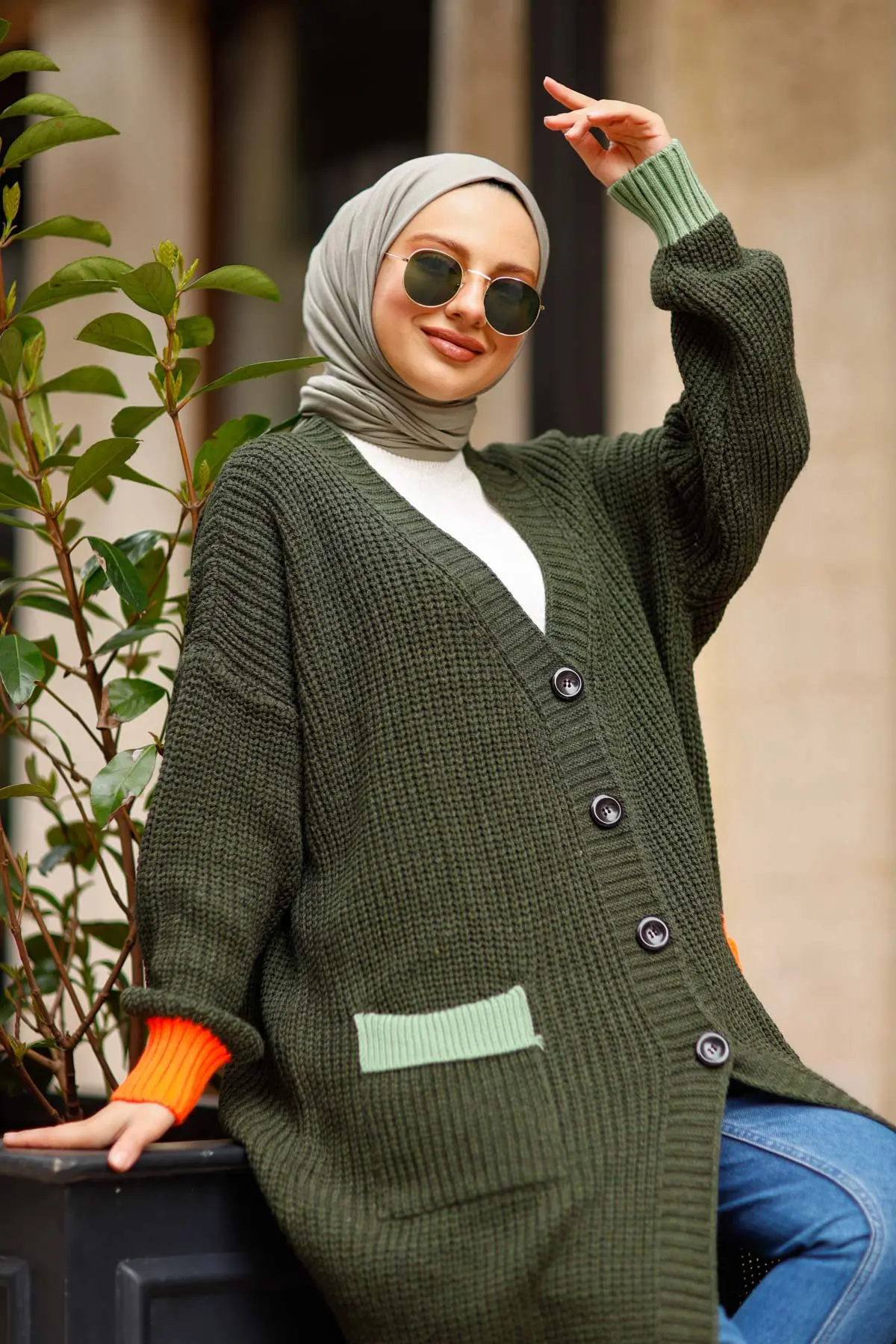 Khaki Pocket Knitwear Cardigan-detail