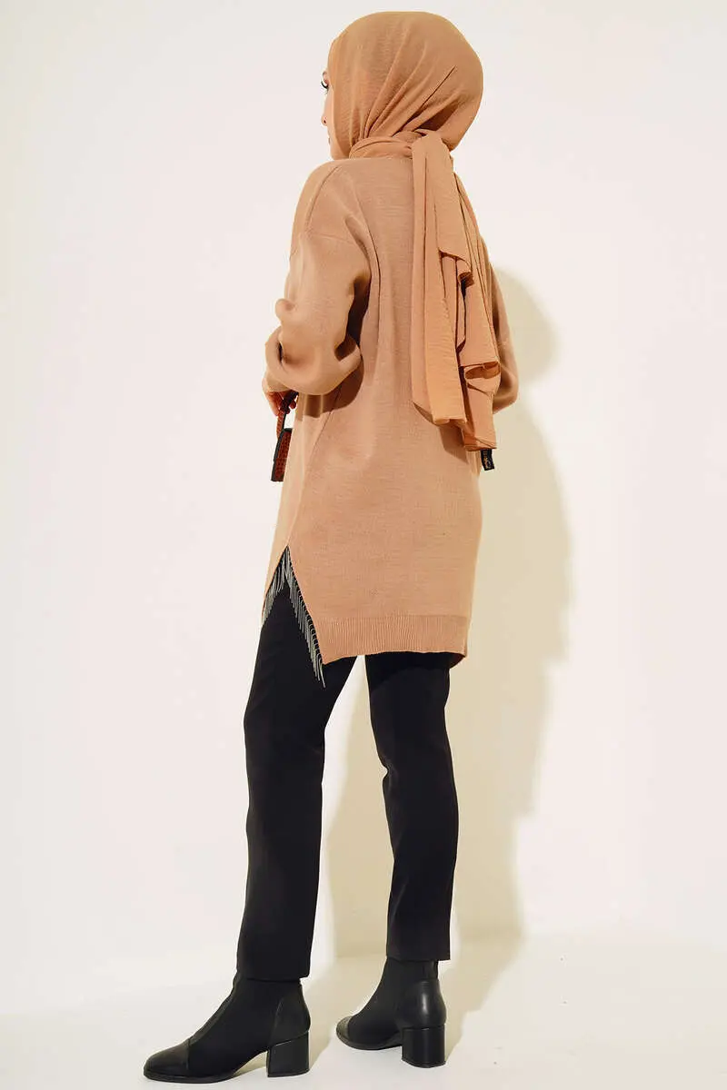 3009 Yırtmacı Zincir Püsküllü Triko Tunik Camel-detail
