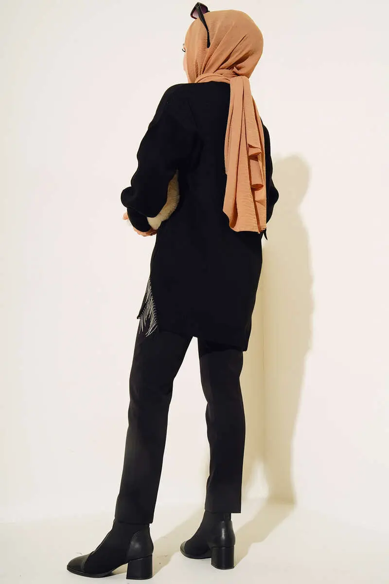 3009 Yırtmacı Zincir Püsküllü Triko Tunik Siyah-detail