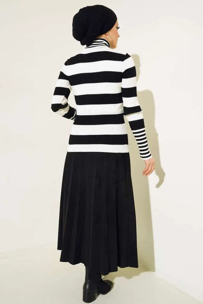 3013 Kolları İnce Çizgili Triko Bady Siyah-detail