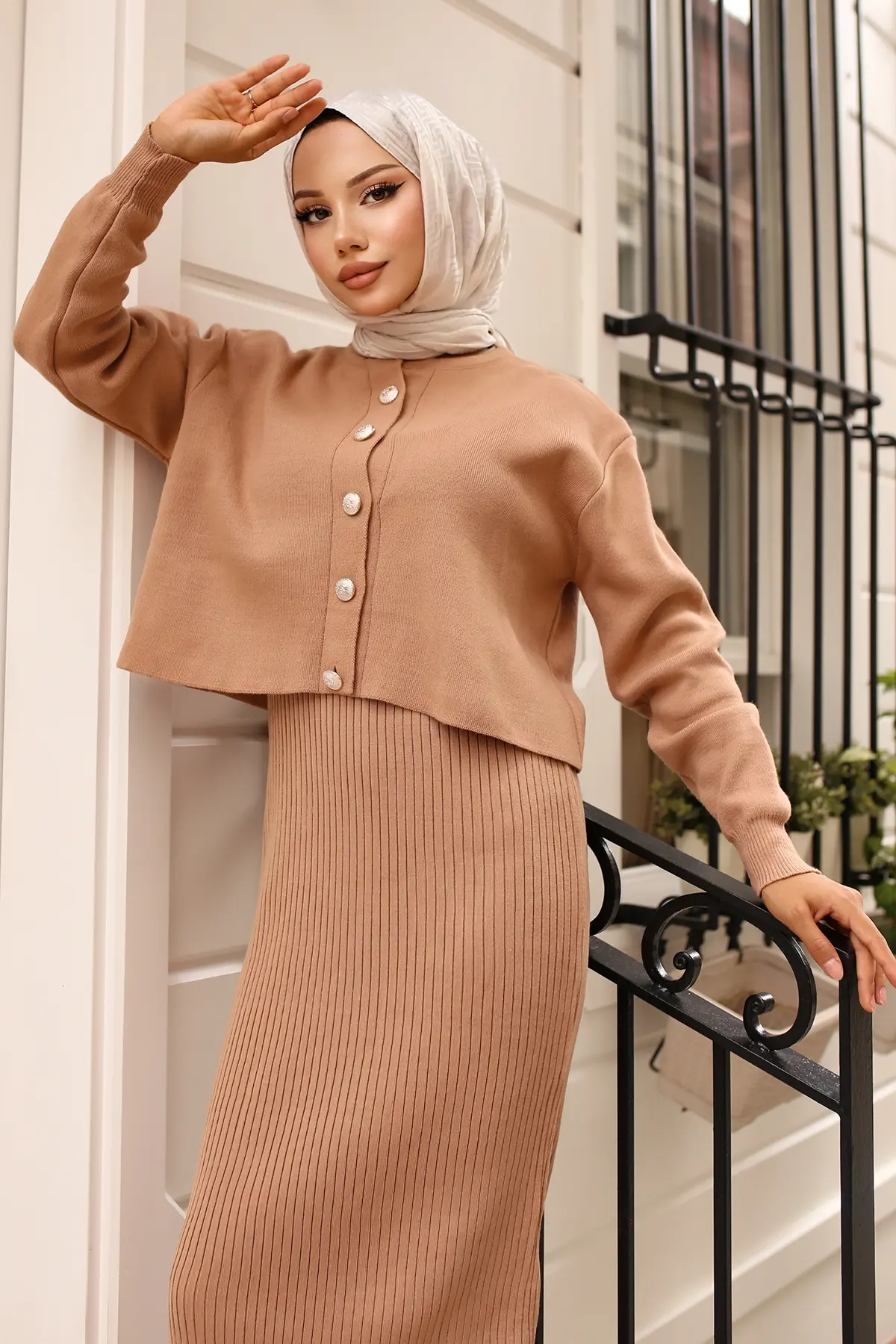 Button Detailed Gilet Knitwear Suit-detail