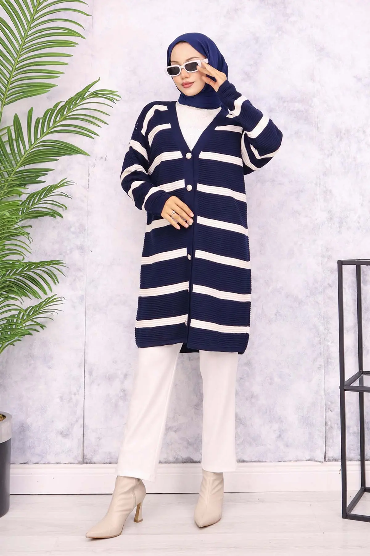 Ribbed Striped Sweater Cardigan-detail