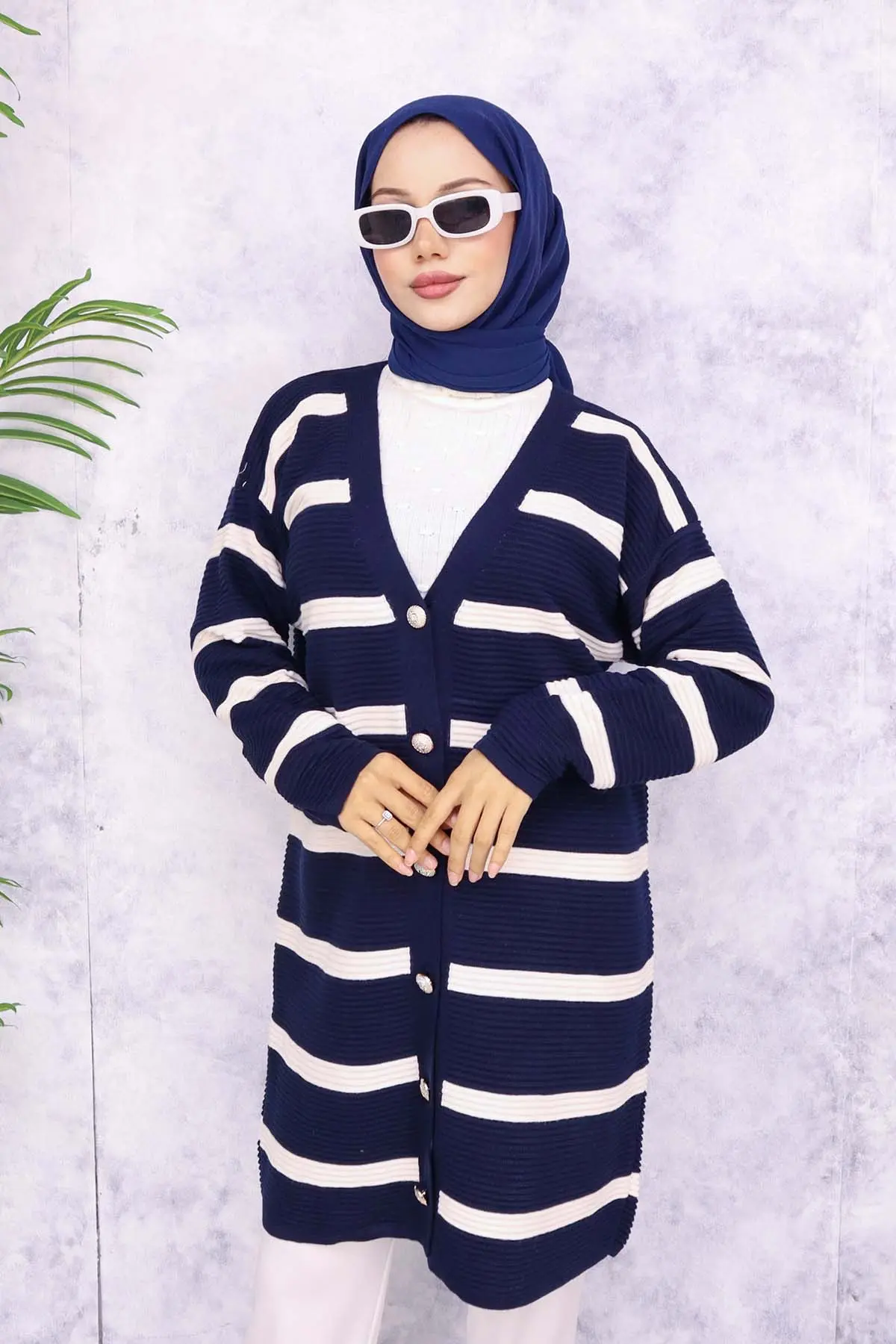 Ribbed Striped Sweater Cardigan-detail