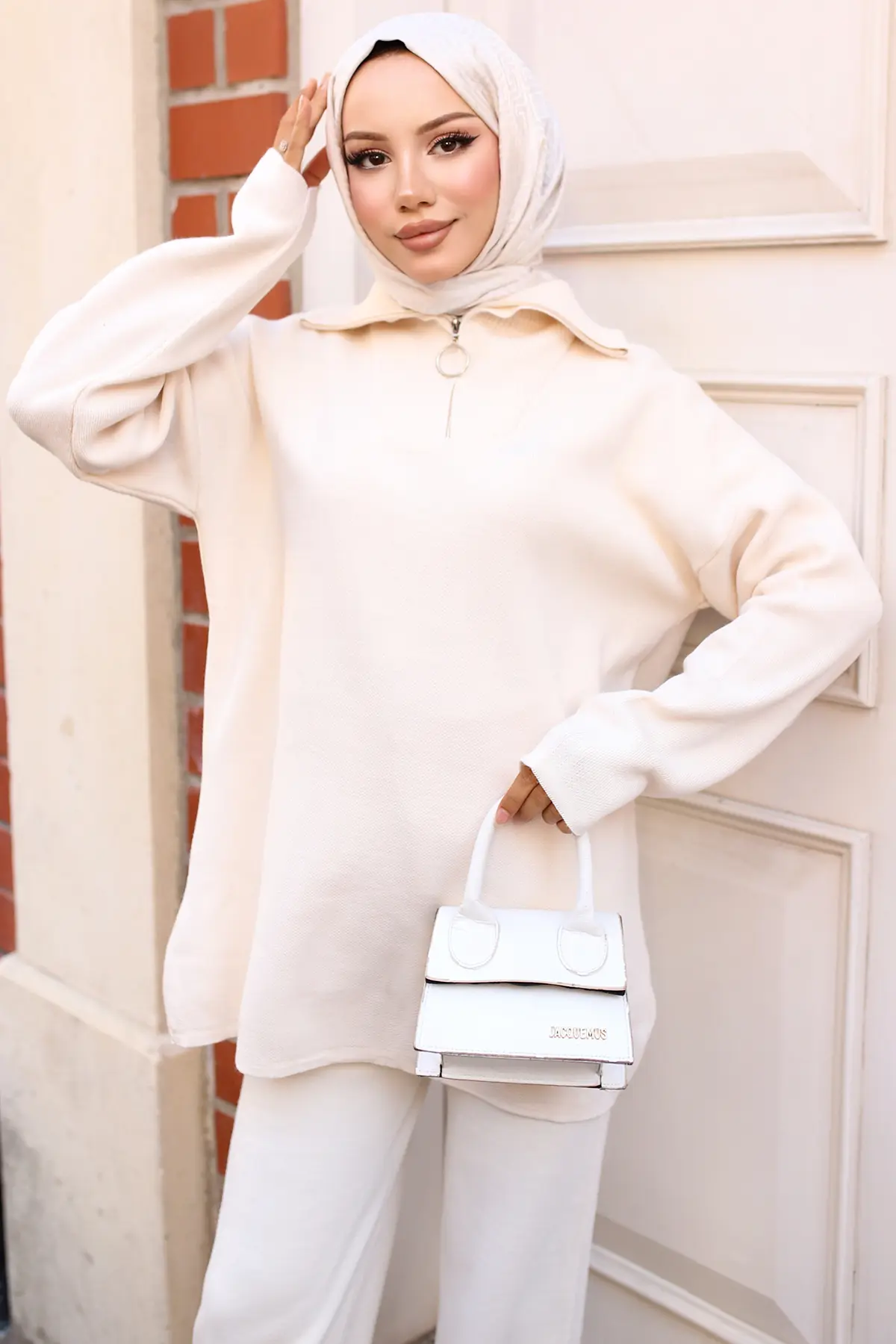 3109 Yakası Fermuarlı Triko Takım Taş Rengi-detail