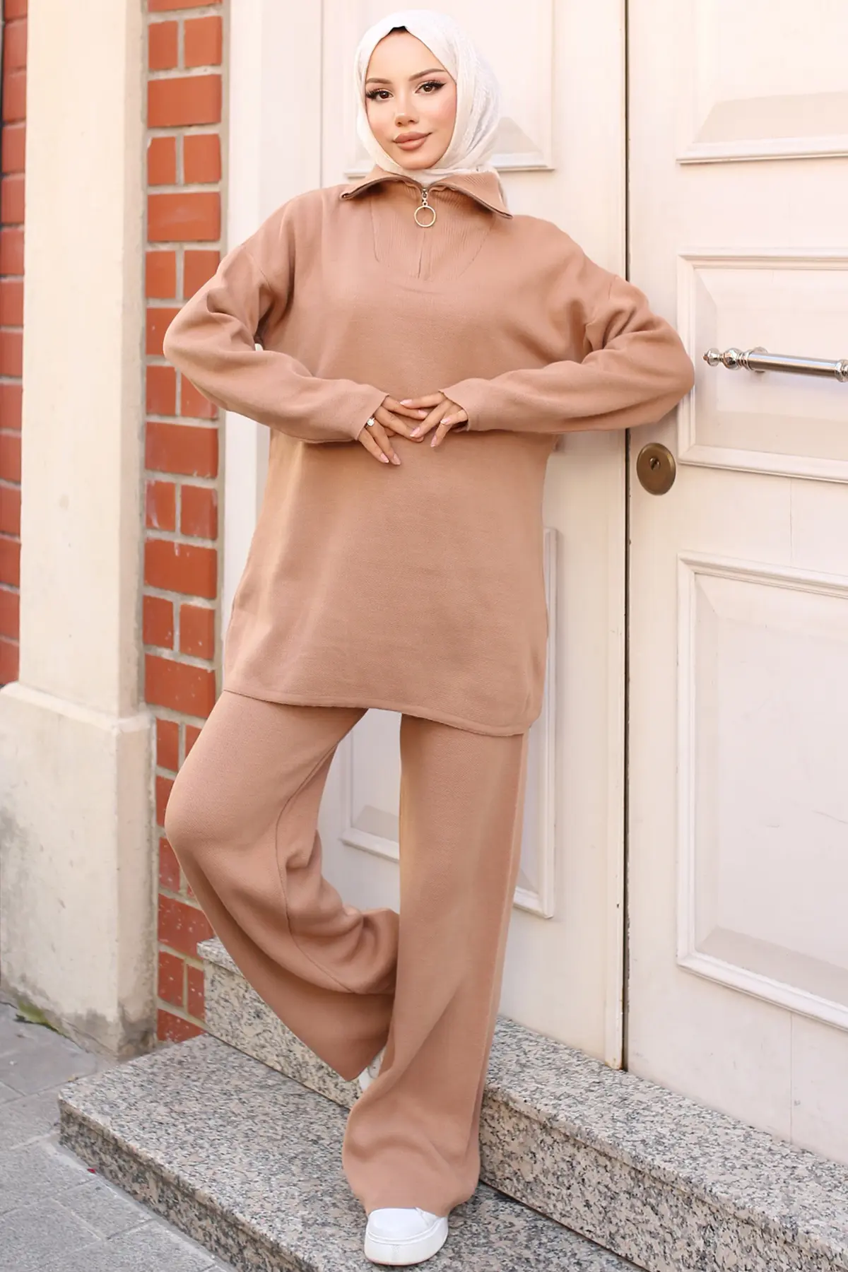 3109 Yakası Fermuarlı Triko Takım Vizon-detail