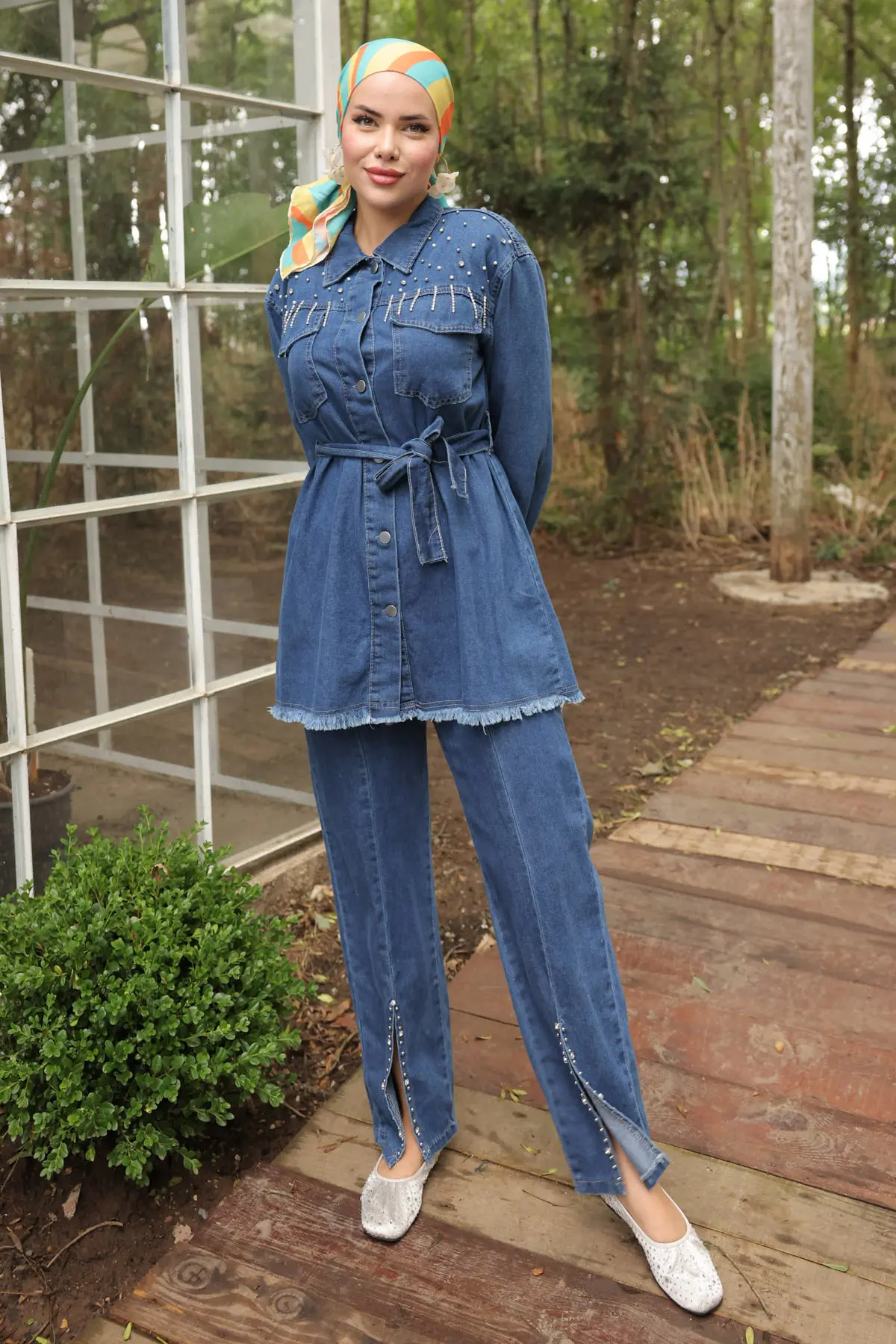 Stone Embroidered Belted Denim Suit-detail