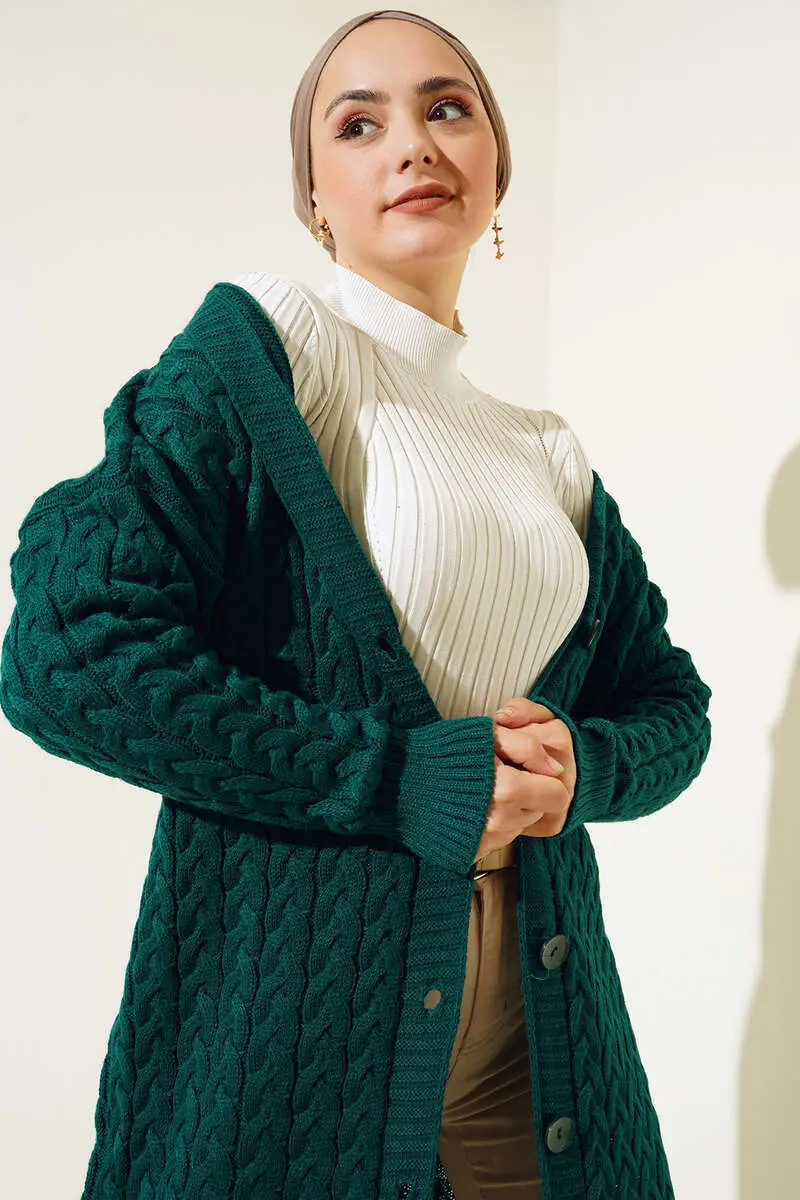 Buttoned Long Knitted Cardigan-detail