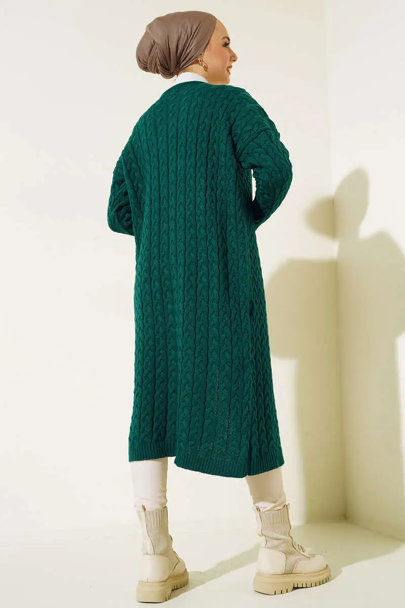 Buttoned Long Knitted Cardigan-detail