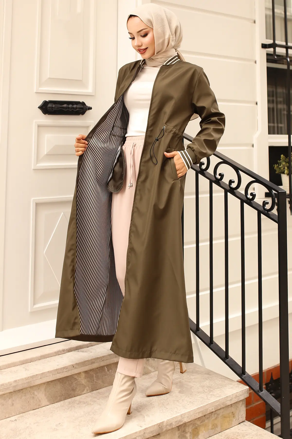 Seasonal Elastic Waist Trench Coat-detail