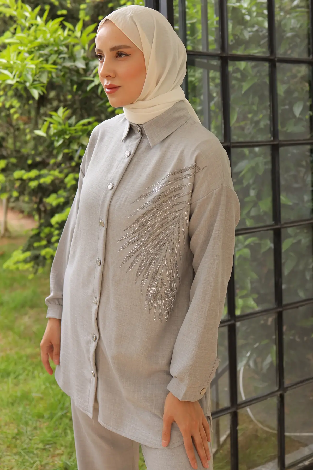 3870 Yaprak Taşlı Keten Takım Gri-detail