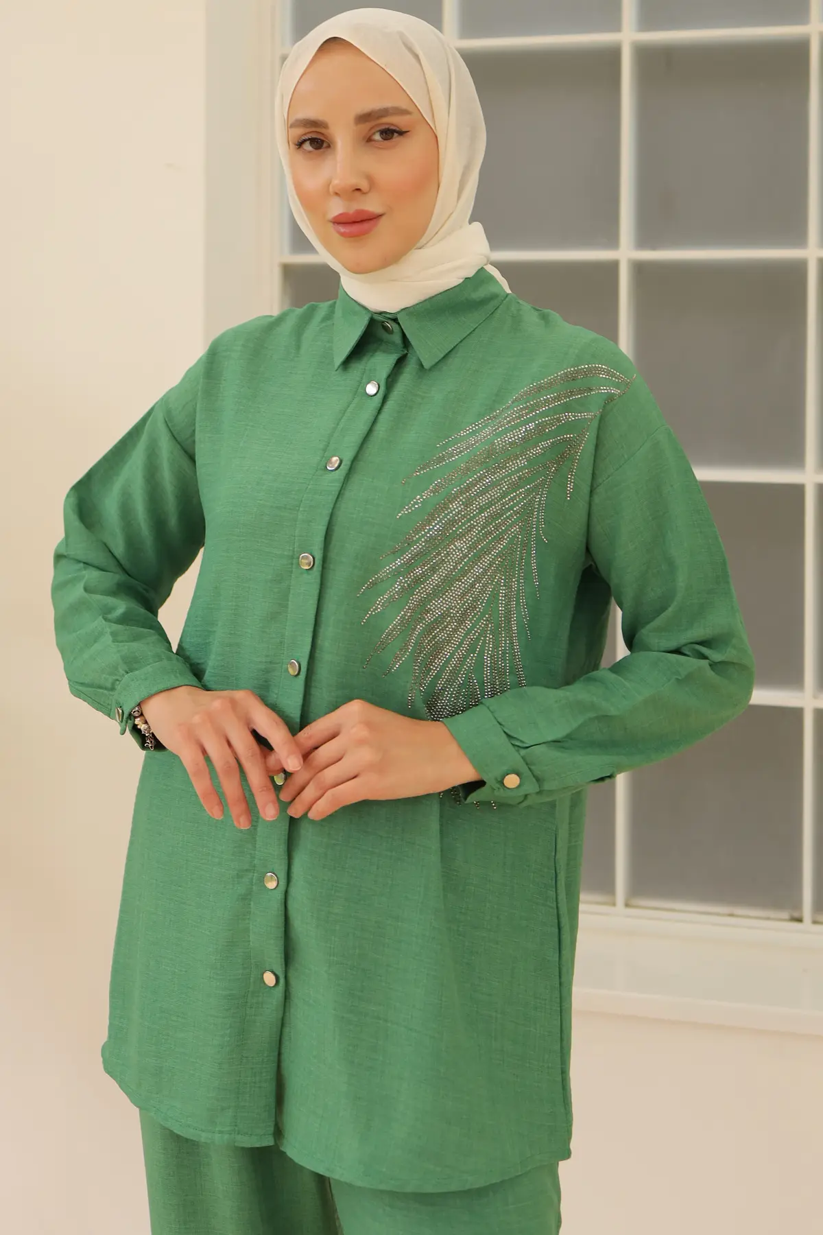 3870 Yaprak Taşlı Keten Takım Yeşil-detail