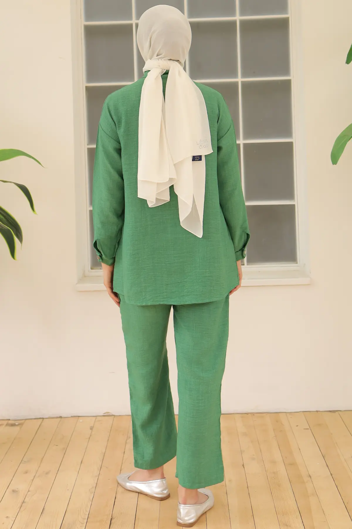 3870 Yaprak Taşlı Keten Takım Yeşil-detail