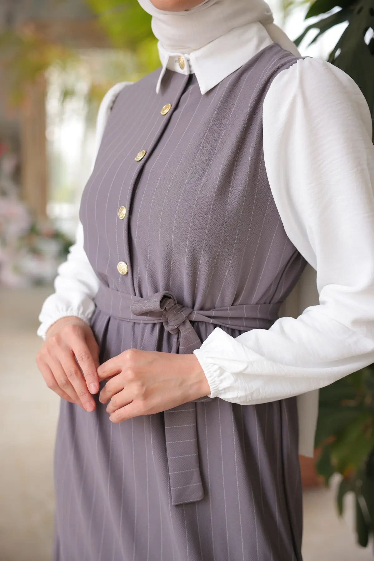 Stripe Detailed Collar Dress-detail