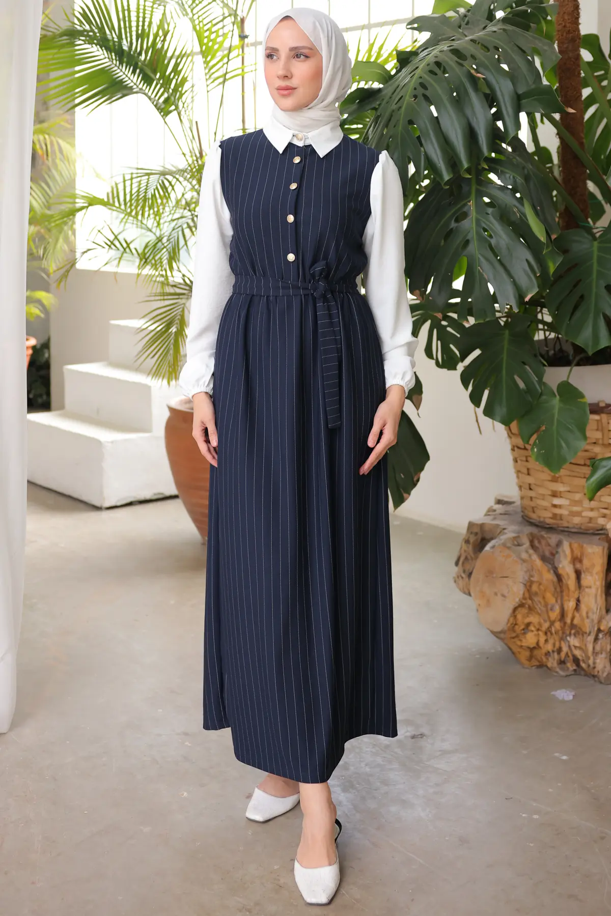 Stripe Detailed Collar Dress-detail